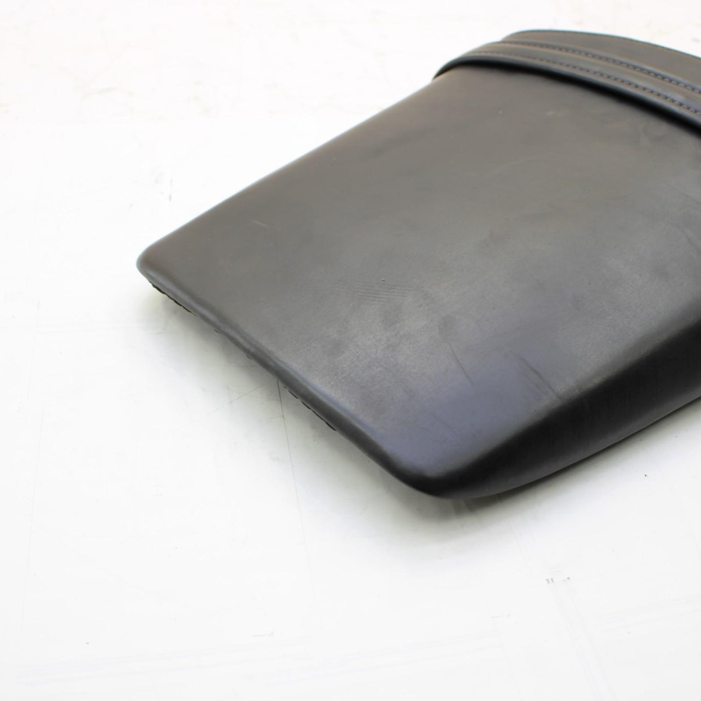 2009 - 2012 Triumph Daytona 675 675R PASSENGER SEAT REAR CUSHION Back Pillion