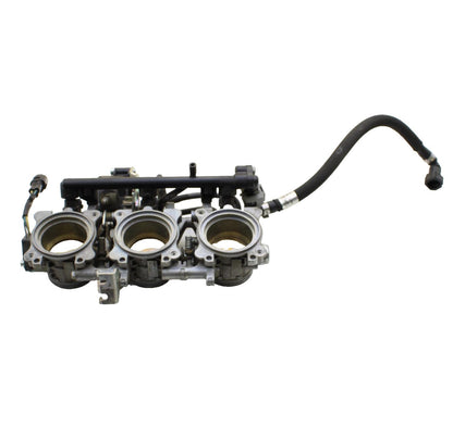 2009 - 2012 TRIUMPH DAYTONA 675 THROTTLE BODY FUEL INJECTION BODIES HOSE GAS OEM