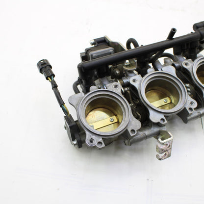 2009 - 2012 TRIUMPH DAYTONA 675 THROTTLE BODY FUEL INJECTION BODIES HOSE GAS OEM