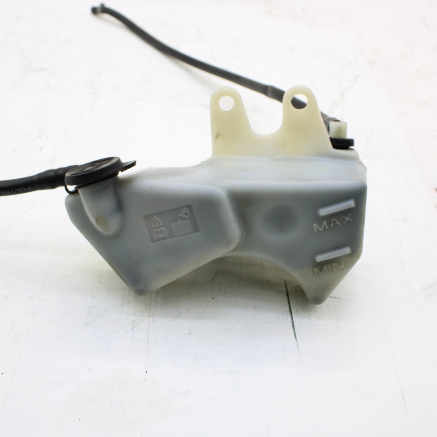 2009 - 2012 TRIUMPH DAYTONA 675 OVERFLOW TANK FUEL HOSE TUBE DRAIN T33