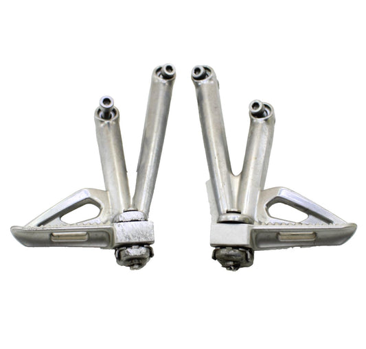 2009 - 2012 TRIUMPH DAYTONA 675 PASSENGER PEGS REAR FOOT PEGS SILVER Genuine
