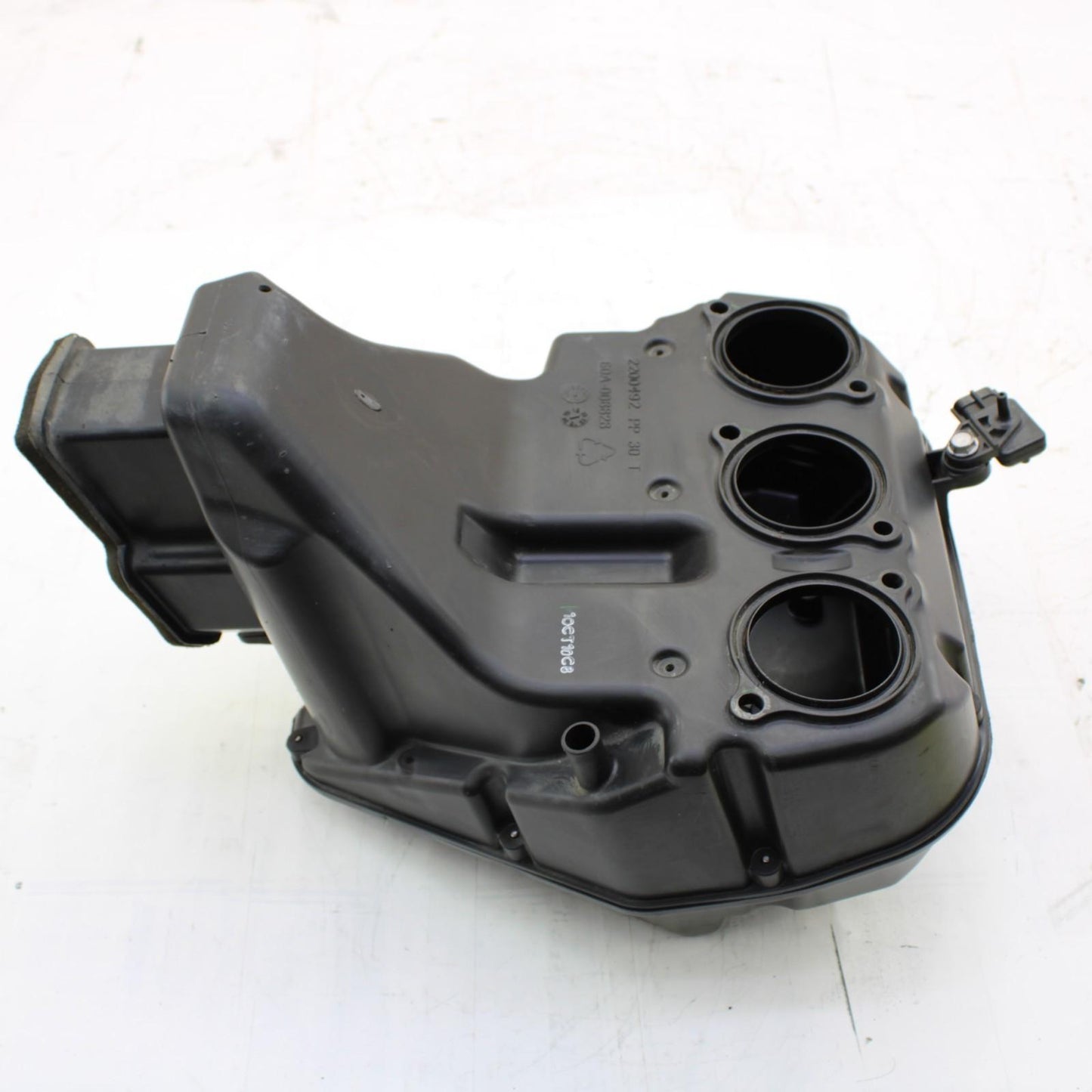 2009 - 2012 TRIUMPH DAYTONA 675 AIRBOX AIR INTAKE FILTER BOX HOUSING STOCK