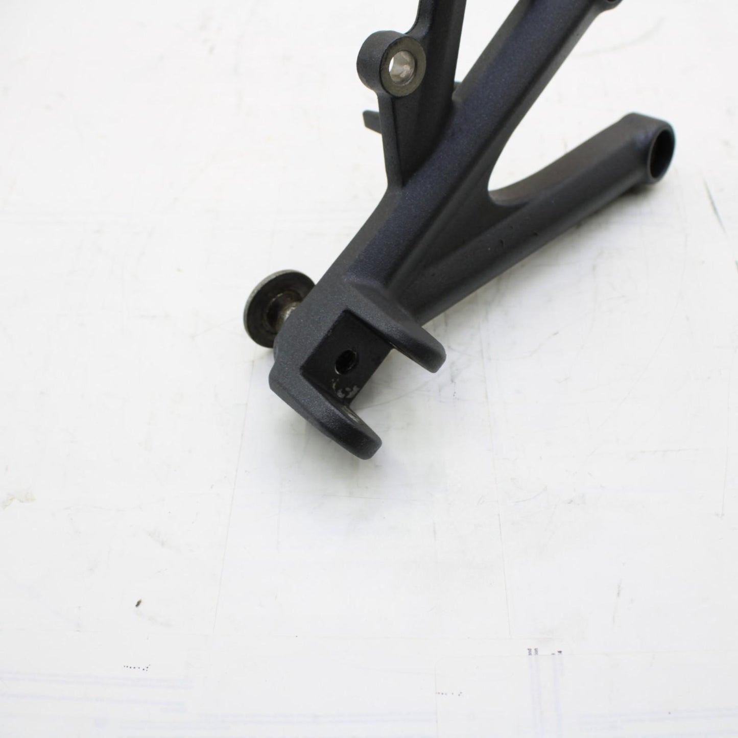 2009 - 2012 TRIUMPH DAYTONA 675 RIGHT REARSET REAR SET FOOT PEG BLACK STRAIGHT