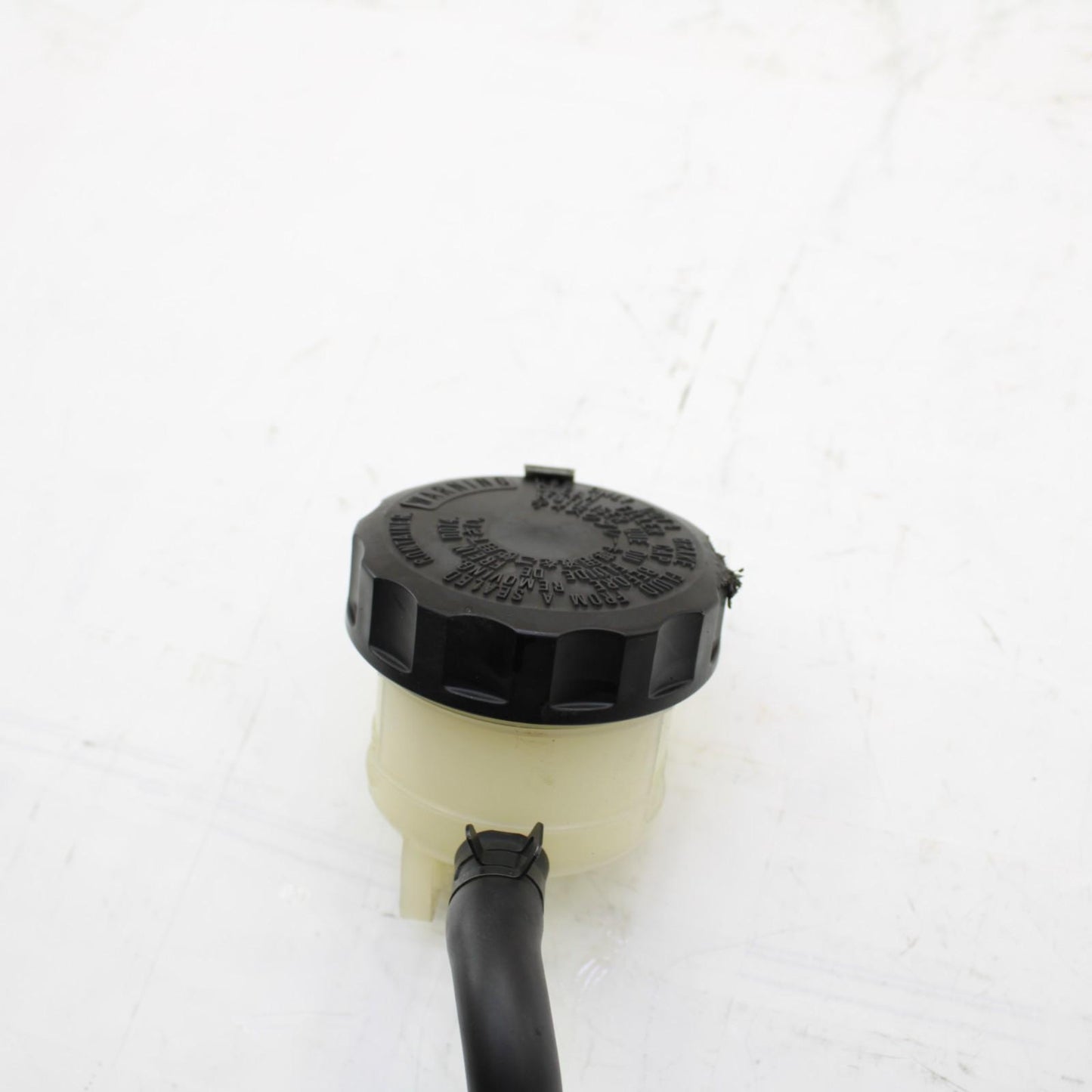 2009 - 2012 TRIUMPH DAYTONA 675R 675 FRONT BRAKE MASTER CYLINDER RESERVOIR OEM