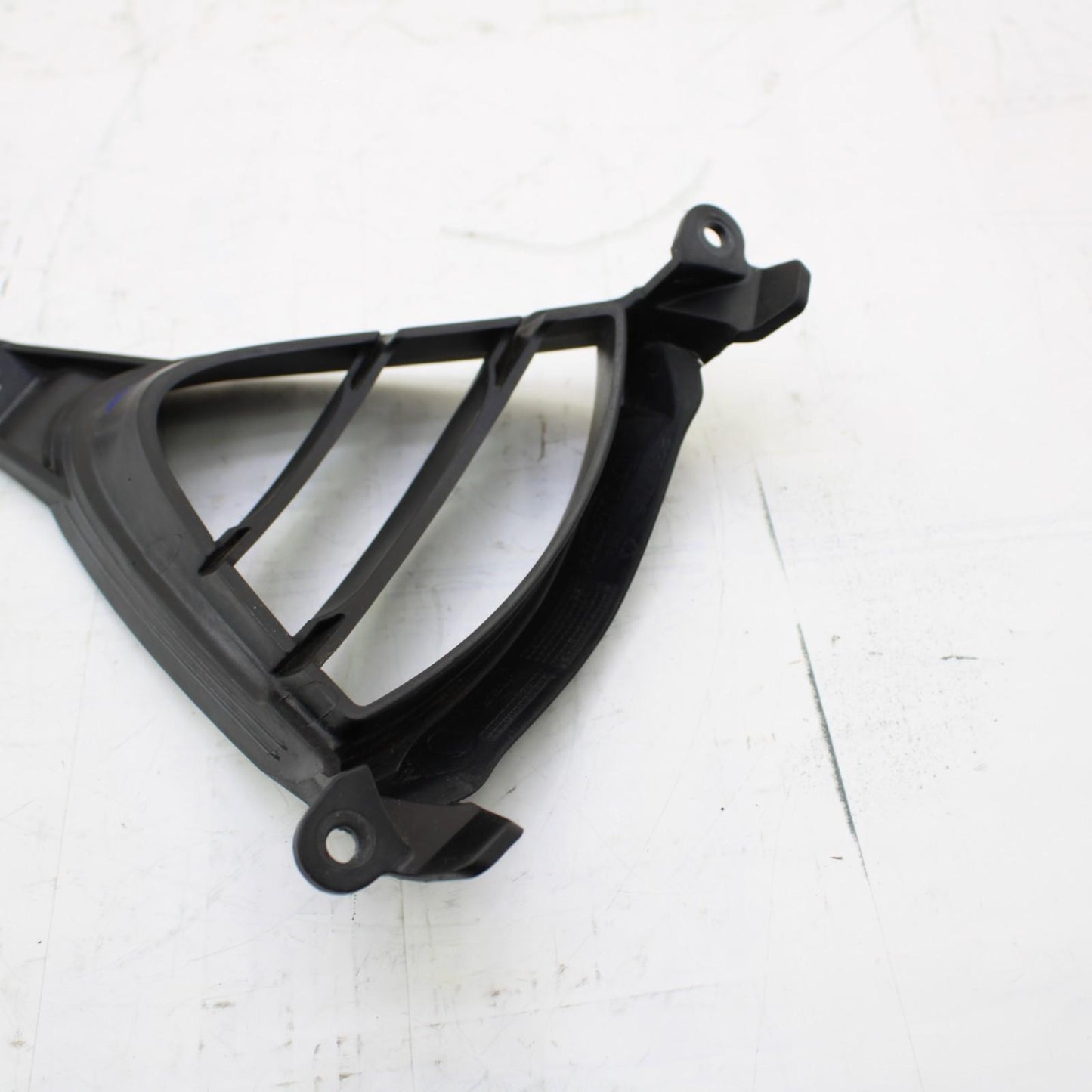 2009 - 2012 TRIUMPH Daytona 675 INTAKE GRILLE Front Center Air owl Fairing