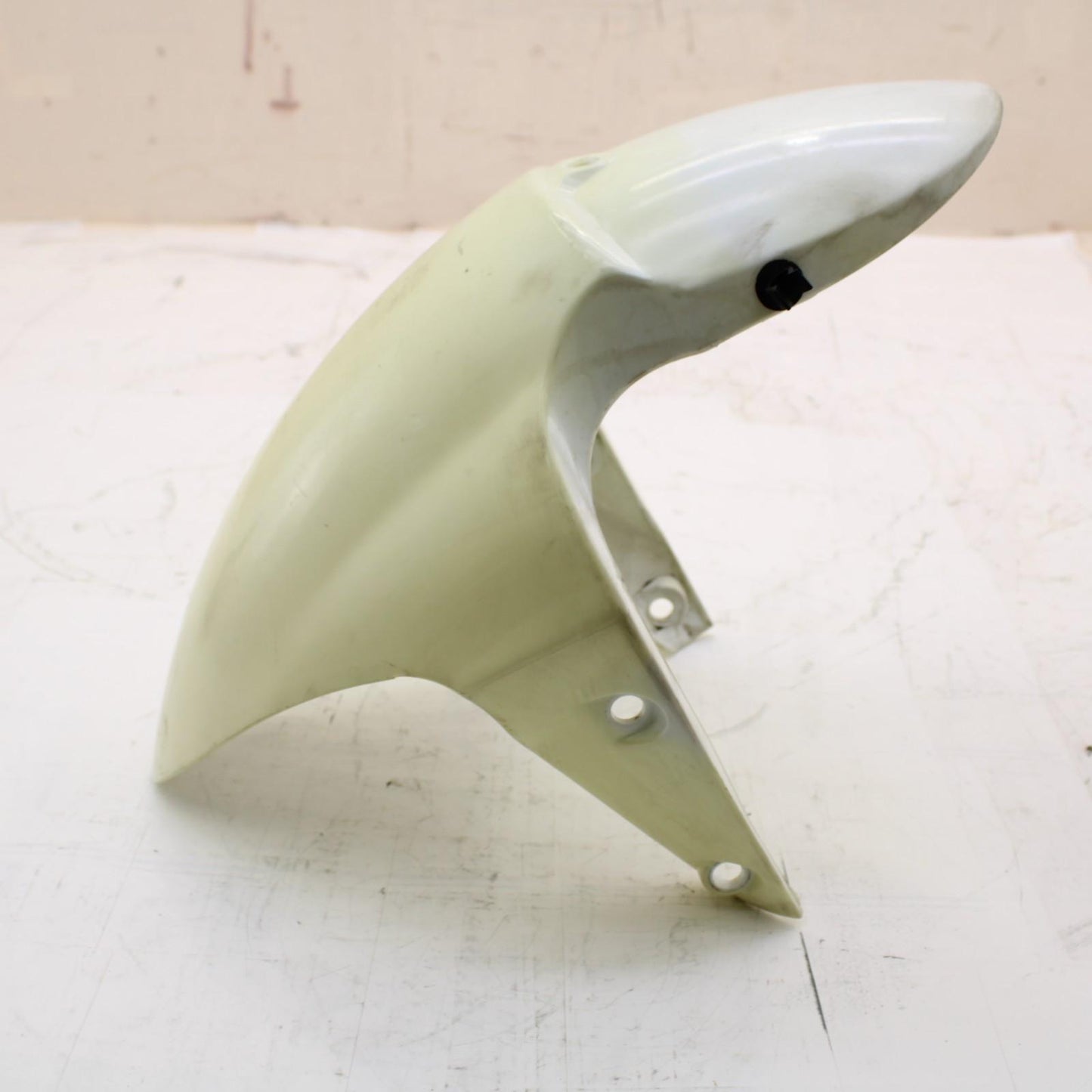 2009 - 2012 TRIUMPH DAYTONA 675 FRONT FENDER COVER FAIRING Plastic *AFTERMARKET*