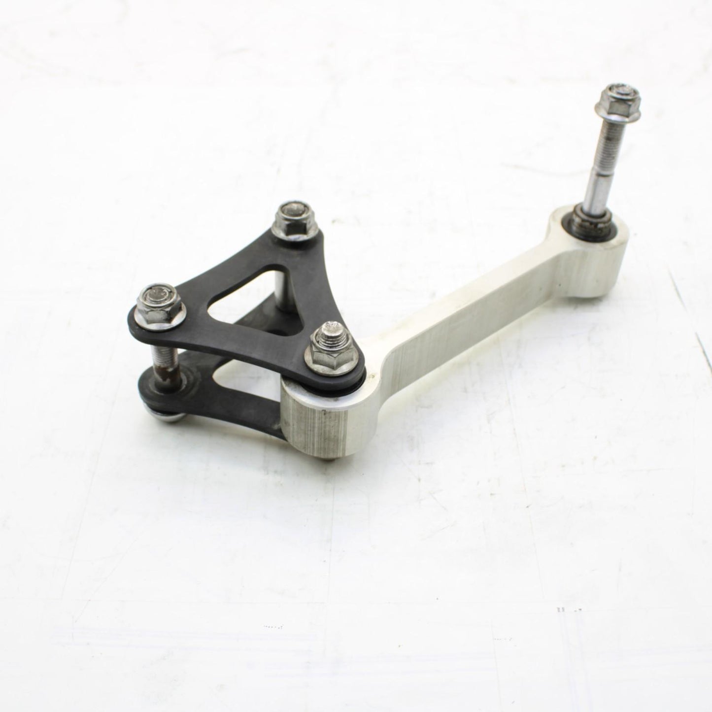 2009 - 2012 TRIUMPH DAYTONA 675 DOGBONE Rear Shock Linkage Rocker Arm