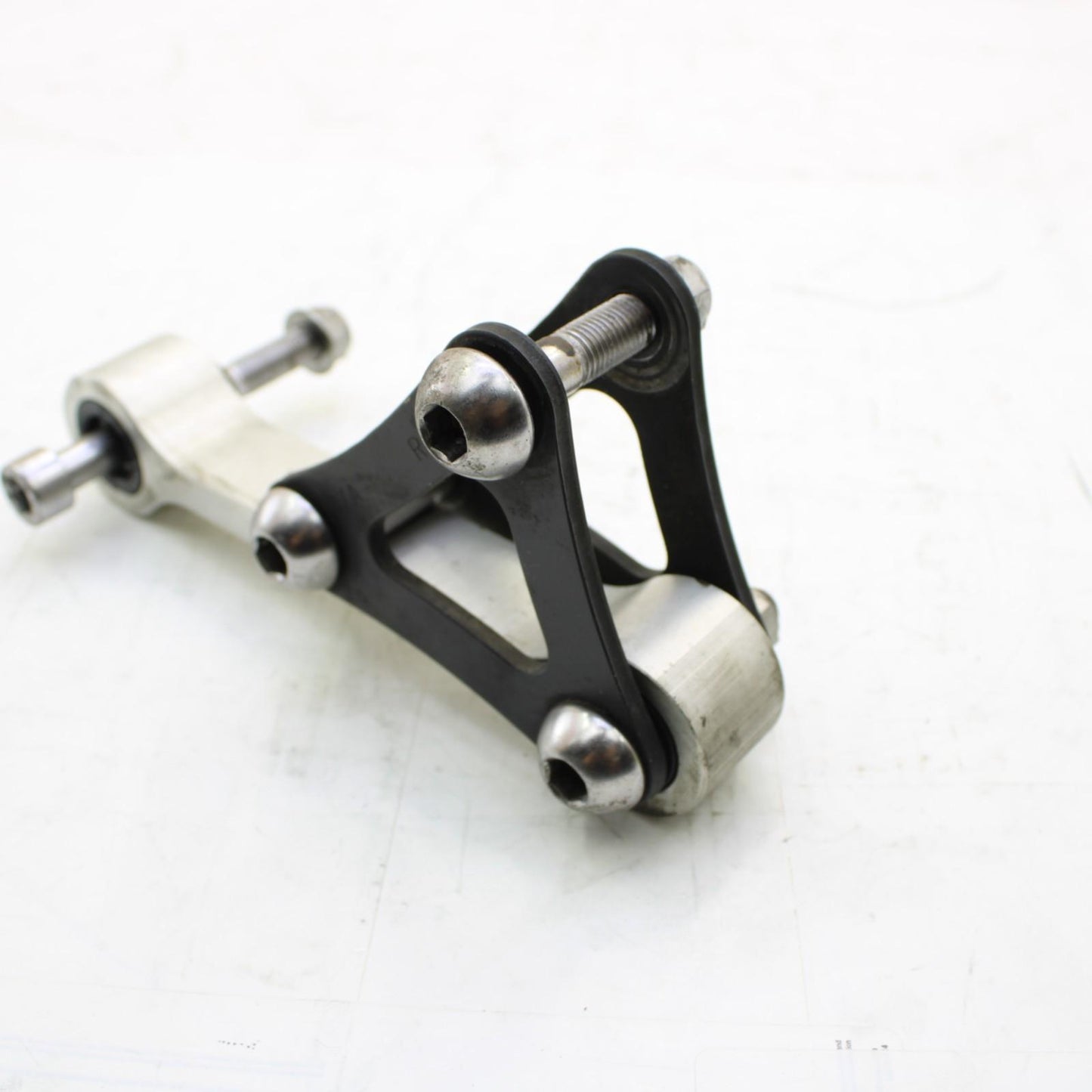 2009 - 2012 TRIUMPH DAYTONA 675 DOGBONE Rear Shock Linkage Rocker Arm