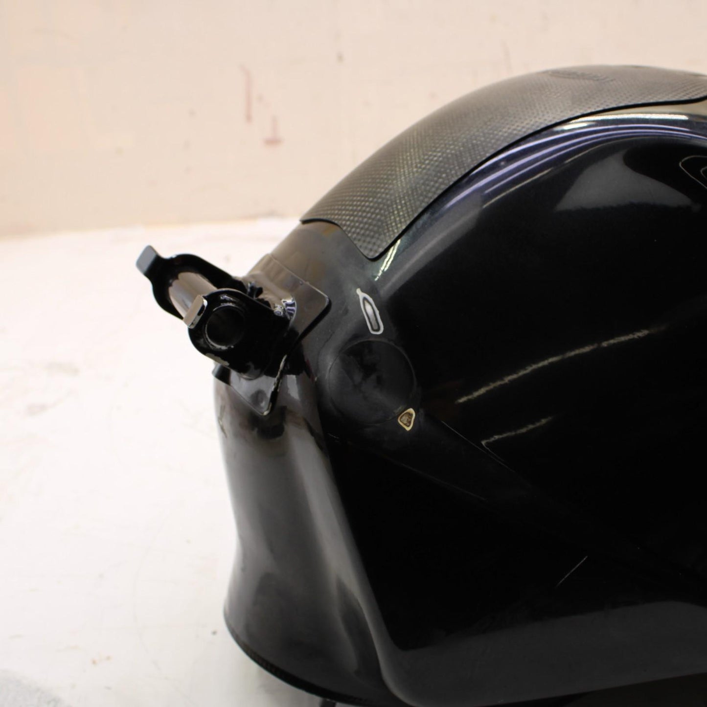 2009 - 2012 TRIUMPH DAYTONA 675 GAS TANK FUEL RESERVOIR BLACK STOCK