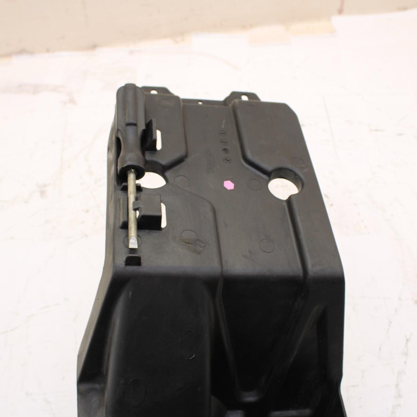 2009 - 2012 TRIUMPH DAYTONA 675R 675 BATTERY TRAY BACK Subframe Box Undertail