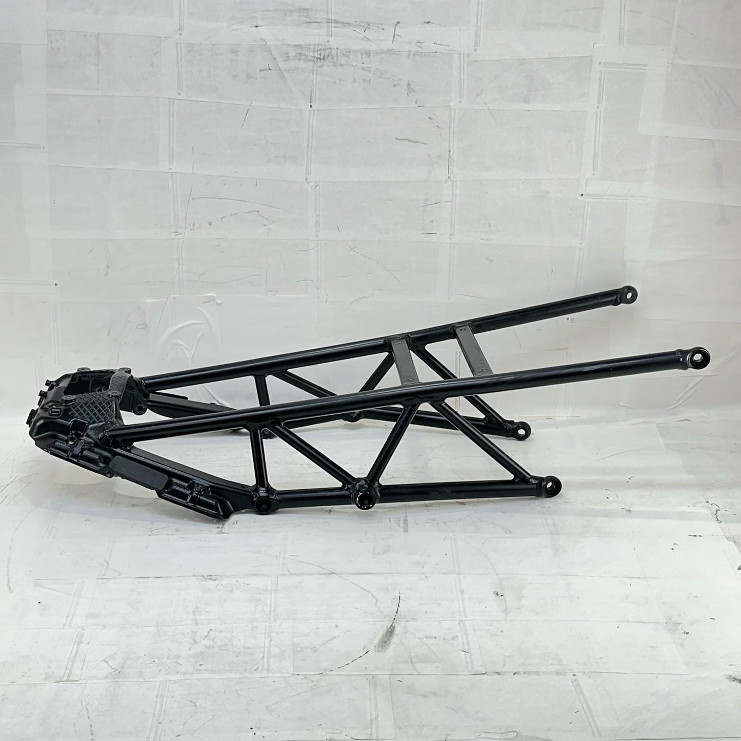 2017 - 2019 KTM 1290 SUPER DUKE R SUBFRAME REAR UNDERTAIL FRAME BACK WHEEL BLACK