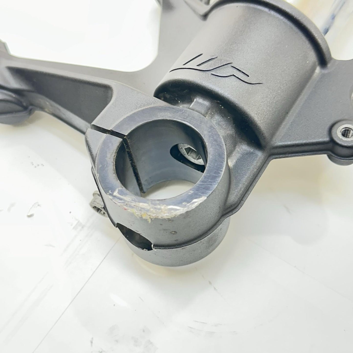 2017 - 2019 KTM 1290 SUPER DUKE R FRONT FORKS SUSPENSION TUBES ABSORBERS WP