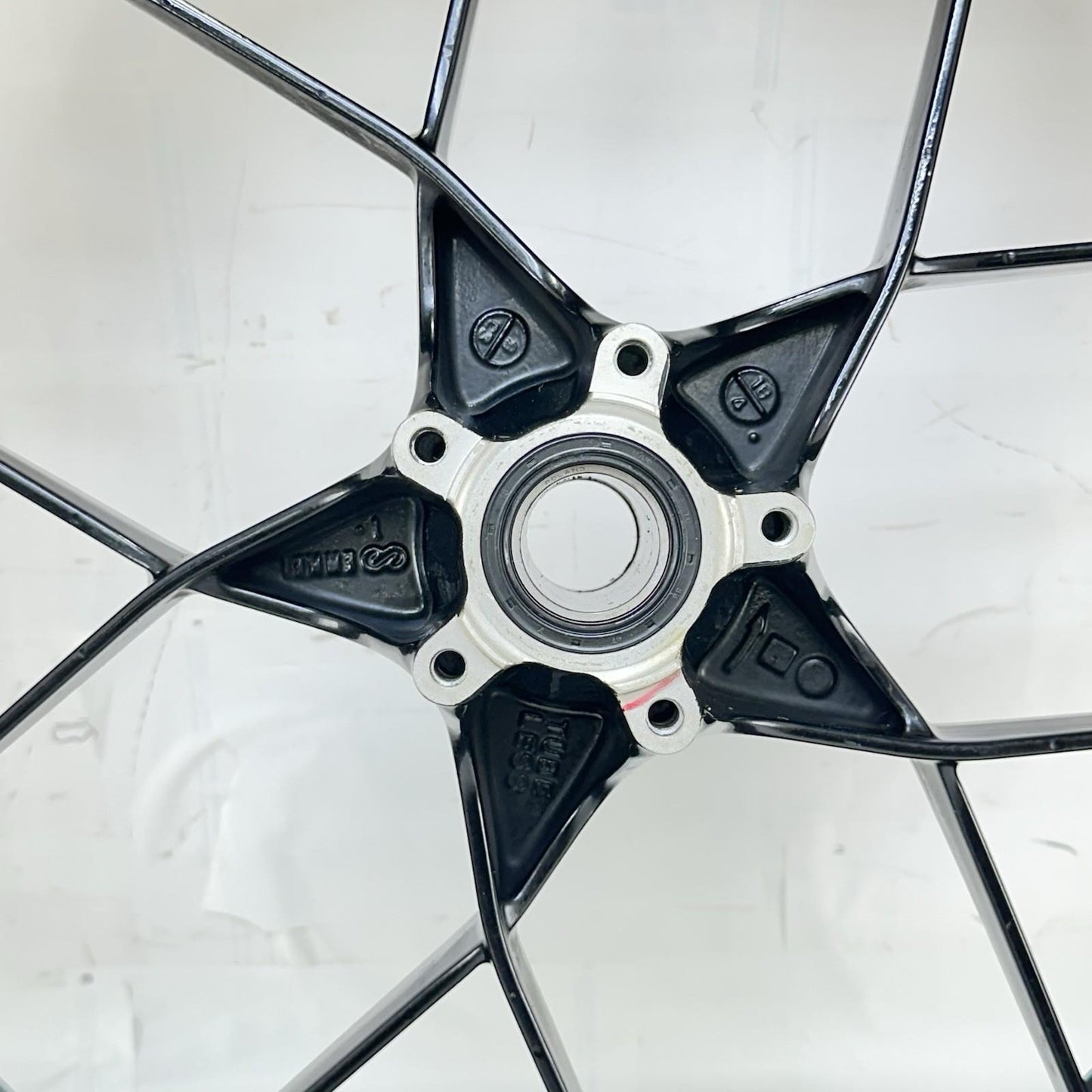 2017 - 2019 KTM 1290 SUPER DUKE R FRONT WHEEL RIM TIRE RUBBER BLACK *SCUFFED*