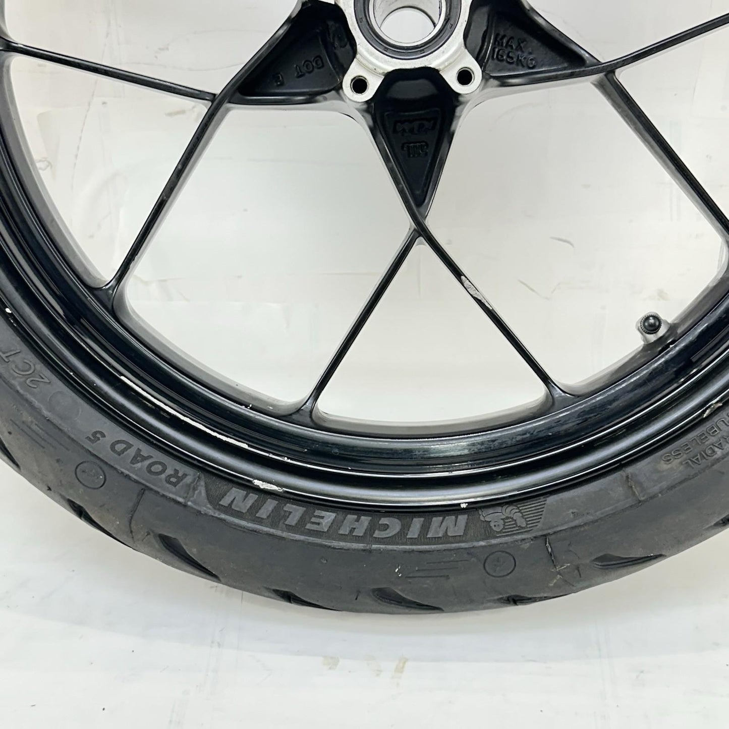2017 - 2019 KTM 1290 SUPER DUKE R FRONT WHEEL RIM TIRE RUBBER BLACK *SCUFFED*