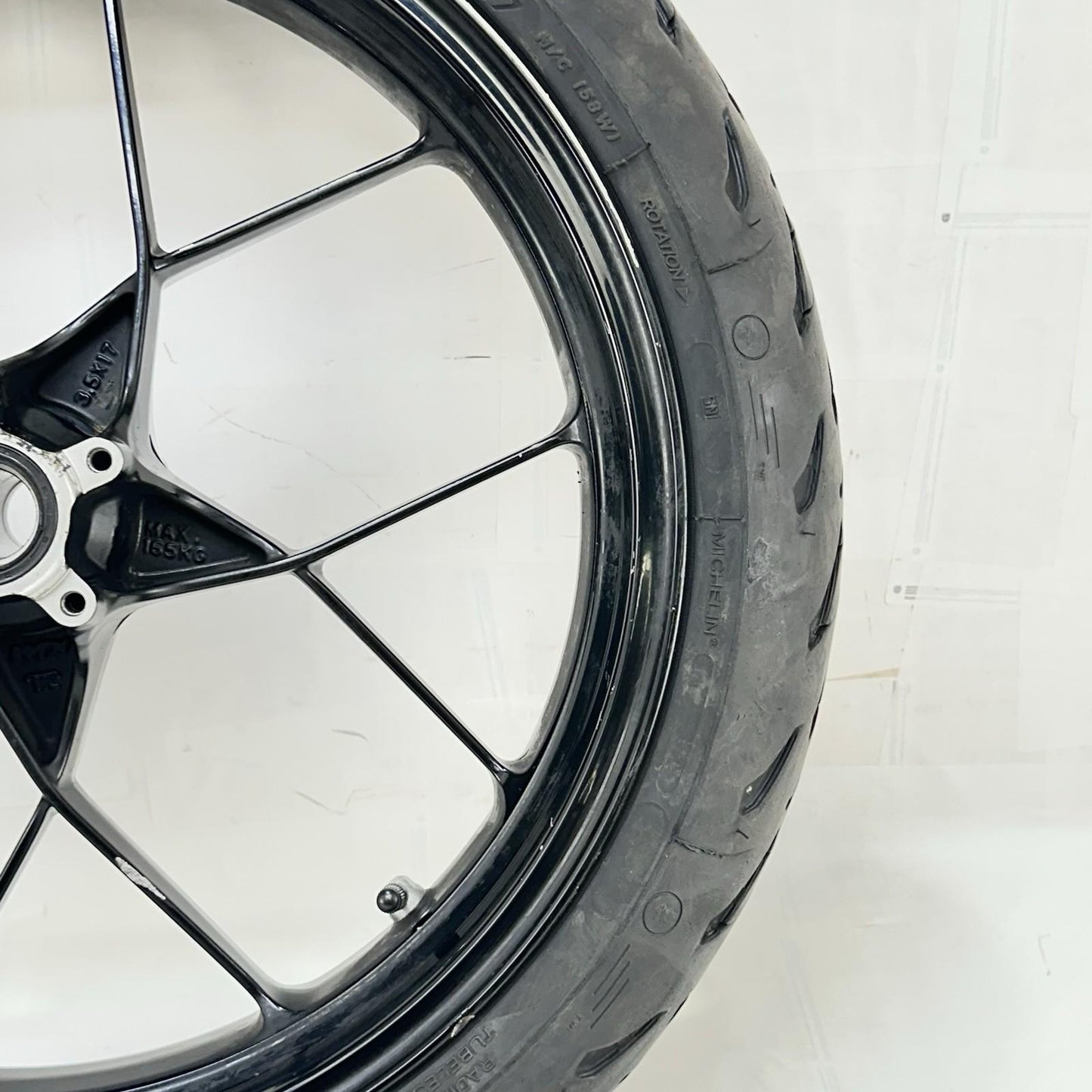 2017 - 2019 KTM 1290 SUPER DUKE R FRONT WHEEL RIM TIRE RUBBER BLACK *SCUFFED*