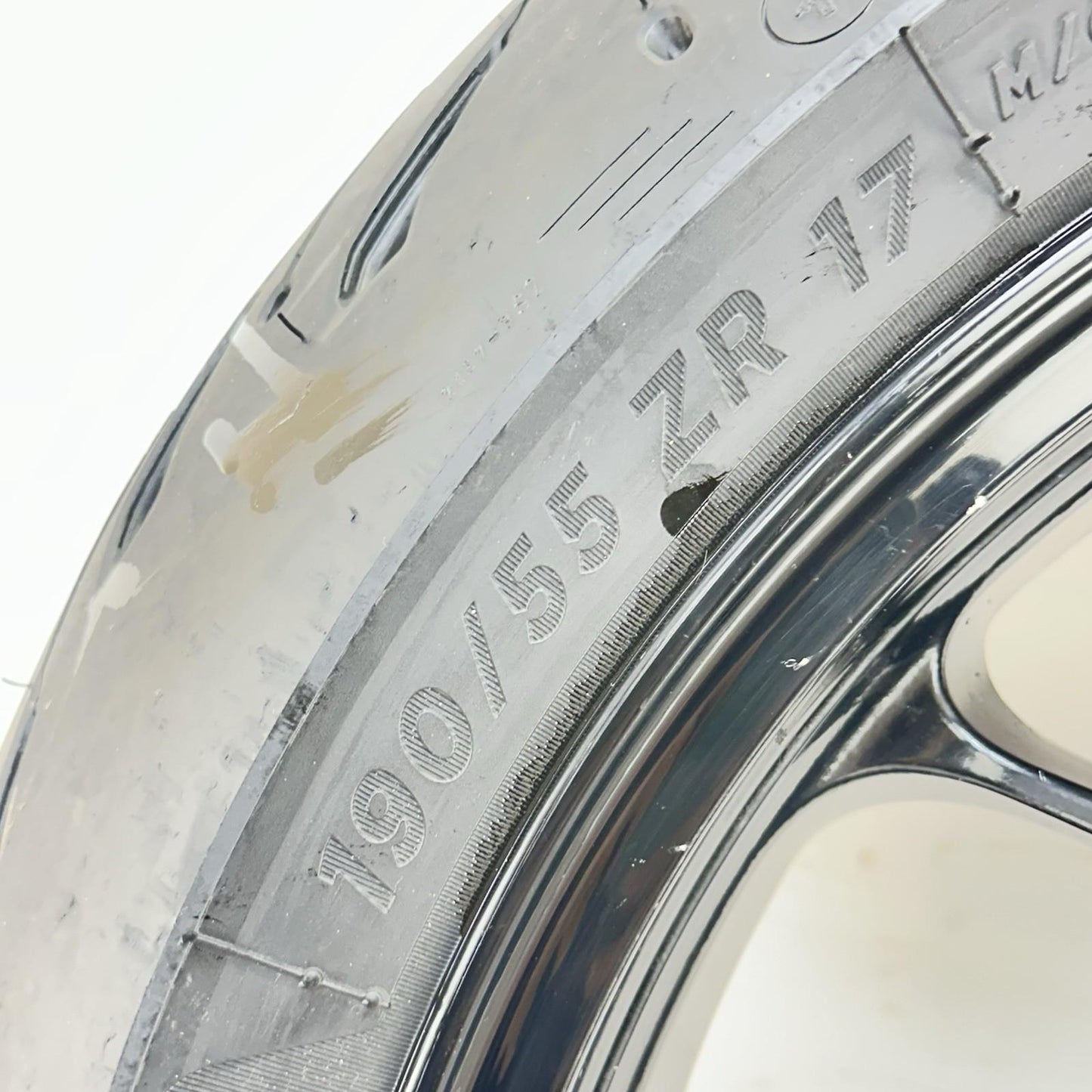 2017 - 2019 KTM 1290 SUPER DUKE R REAR WHEEL BACK RIM TIRE RUBBER *SCUFFED*