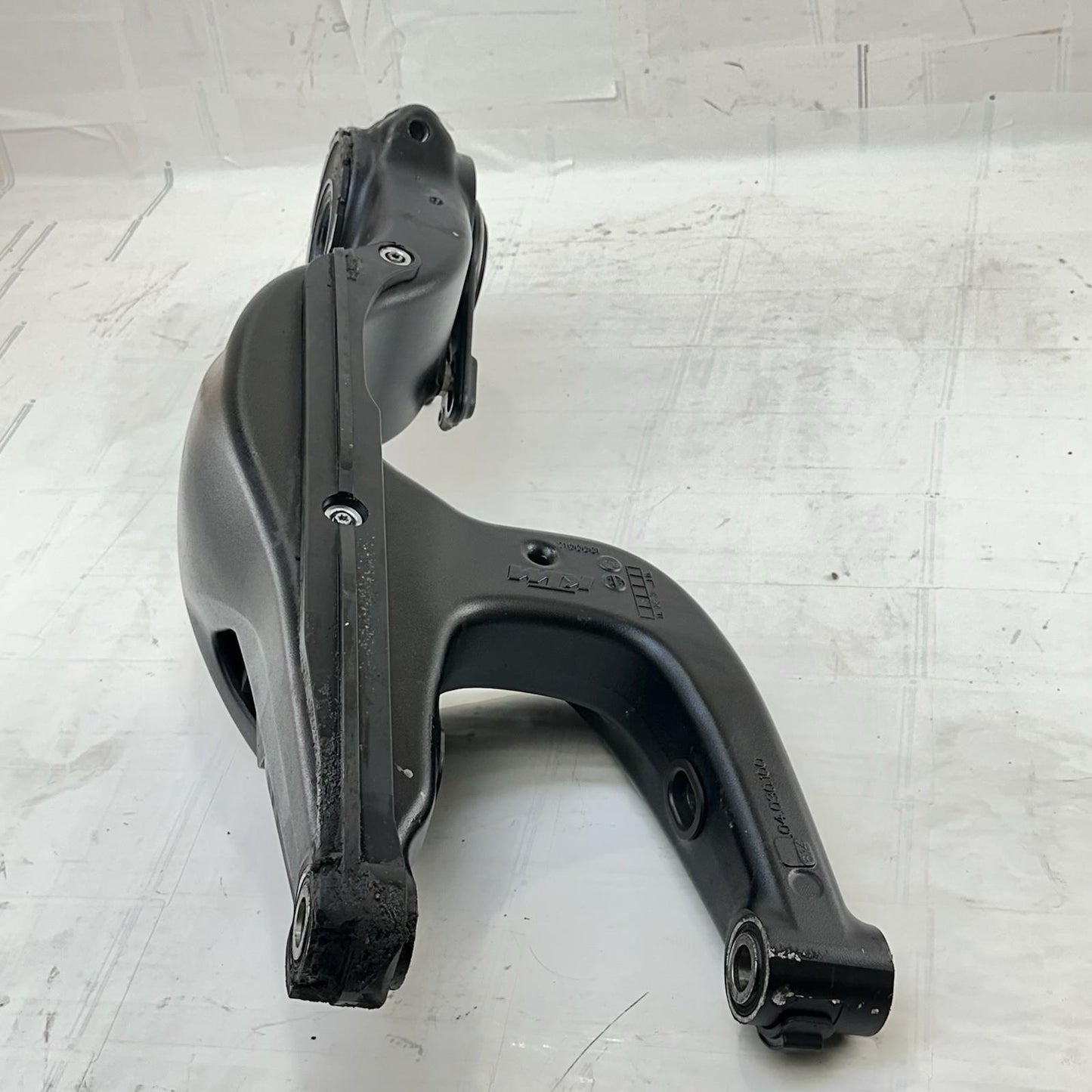 2017 - 2019 KTM 1290 SUPER DUKE R SWINGARM REAR SHOCK FRAME BACK WHEEL STOCK