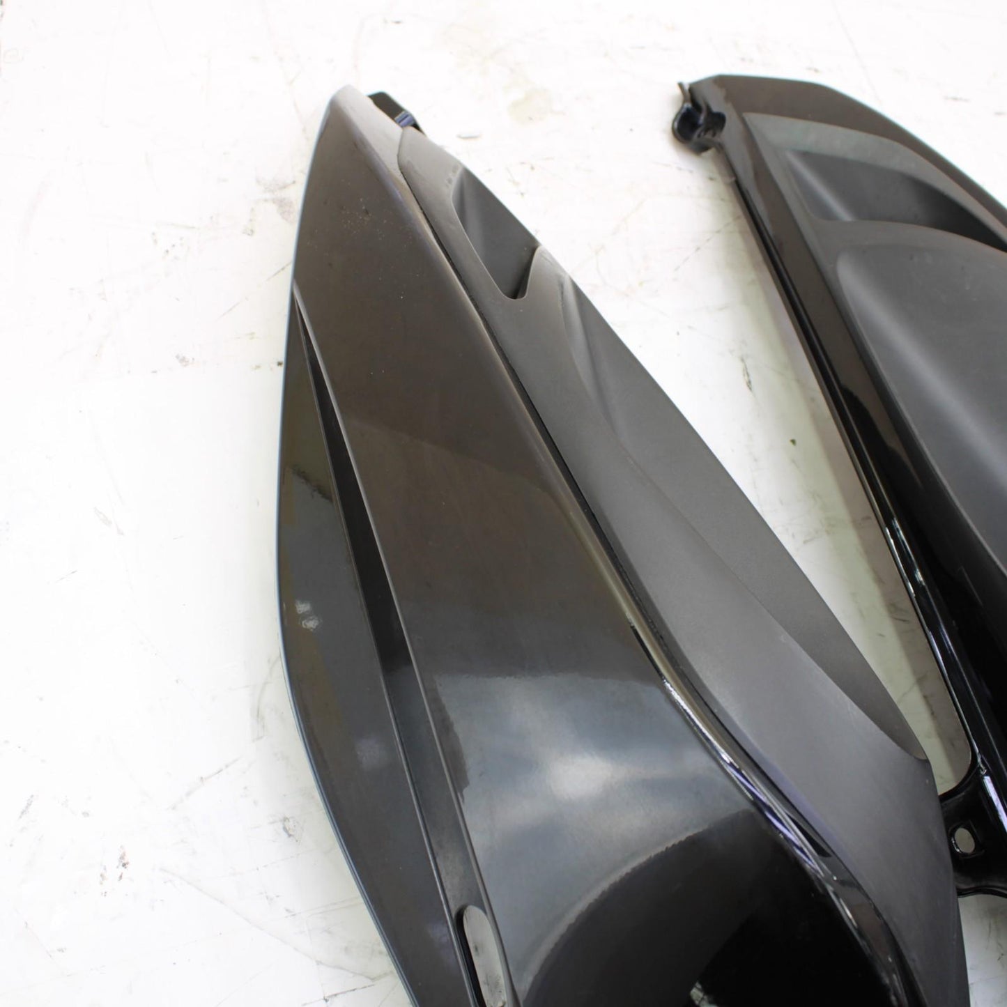 2008 CAN AM SPYDER 990 SIDE FAIRING Trim Cowl Plastic BLACK LEFT RIGHT