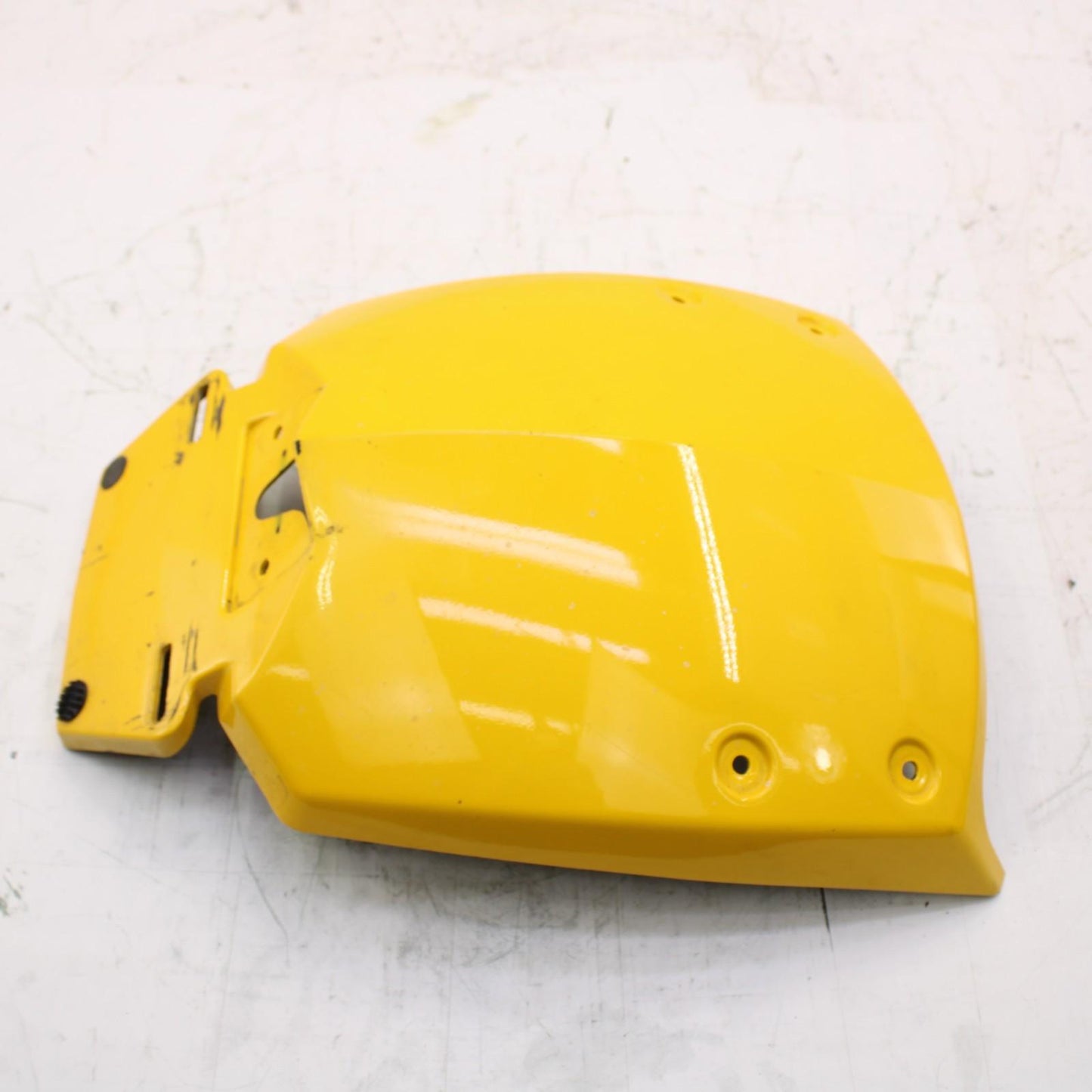 2008 CAN AM SPYDER GS990 SM5 990 REAR TAIL FENDER LICENSE PLATE FAIRING TELLOW