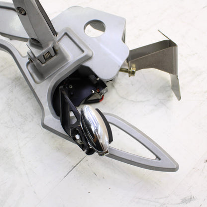 2008 - 2010 CAN-AM SPYDER RS 990 FRONT RIGHT FOOT PEG REARSET MOUNT BRACKET STOC