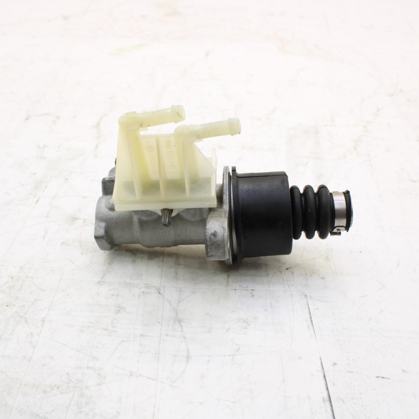 2008 2009 CAN-AM SPYDER GS REAR BRAKE MASTER CYLINDER BACK STOCK ENGINE MOTOR