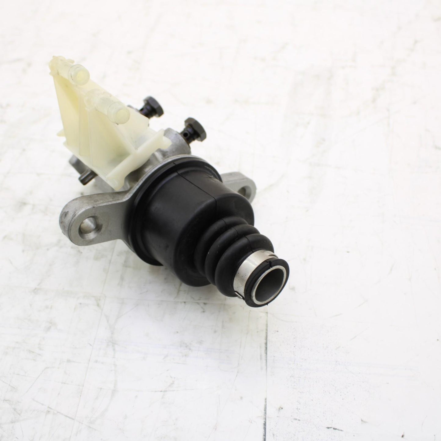 2008 2009 CAN-AM SPYDER GS REAR BRAKE MASTER CYLINDER BACK STOCK ENGINE MOTOR