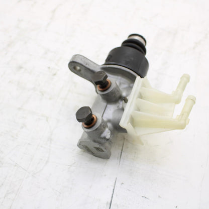 2008 2009 CAN-AM SPYDER GS REAR BRAKE MASTER CYLINDER BACK STOCK ENGINE MOTOR