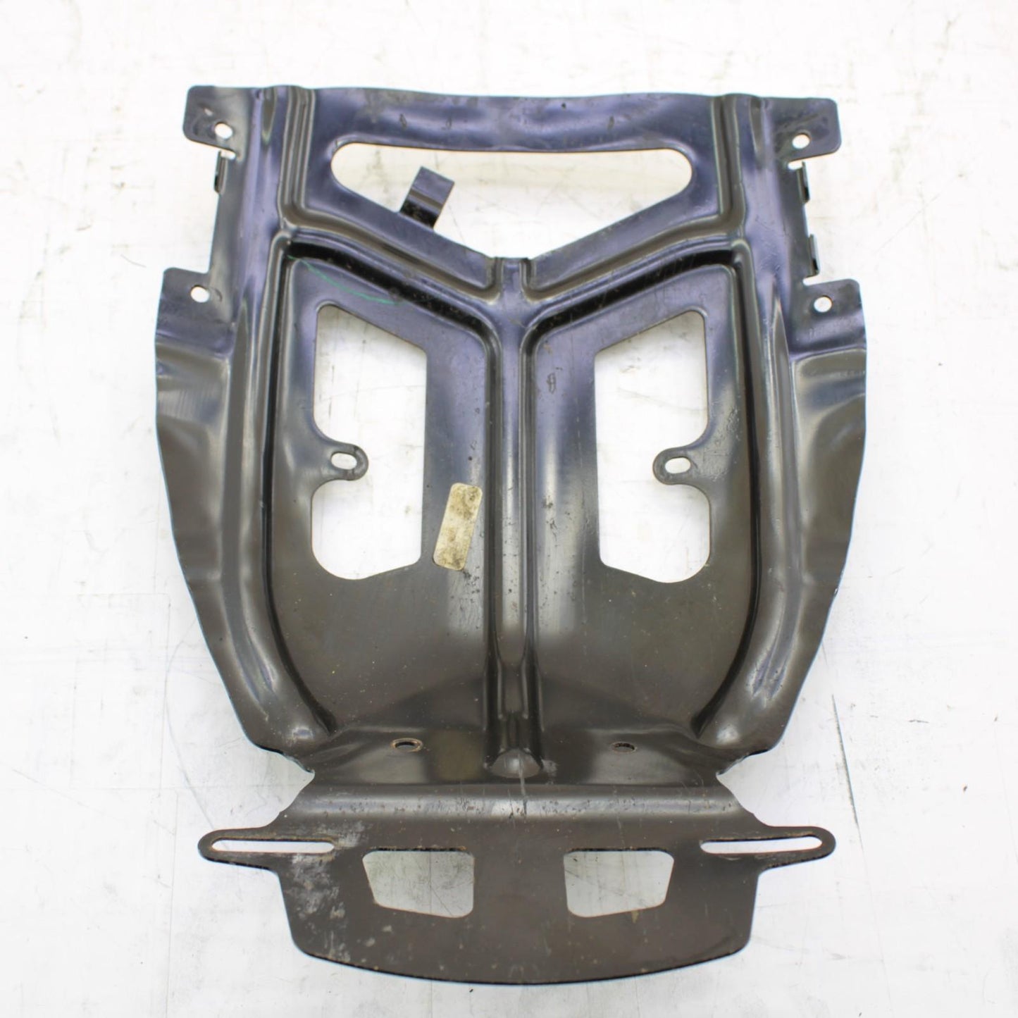2008 CAN-AM SPYDER GS 990 REAR FENDER MOUNT BRACKET WHEEL BLACK STOCK