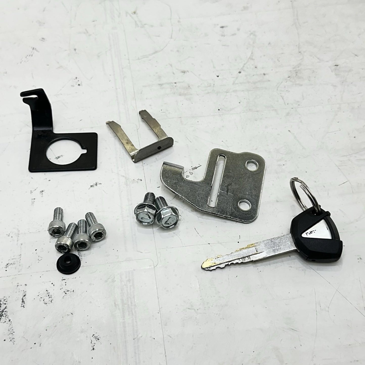 2017 - 2023 KAWASAKI NINJA EX650 IGNITION LOCK SET KEY GAS CAP SEAT LATCH BOLTS