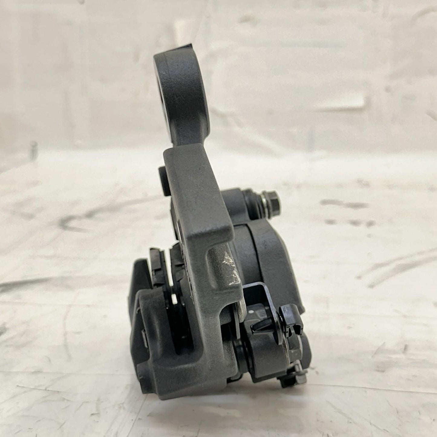 2017 - 2023 KAWASAKI NINJA EX650 REAR BRAKE CALIPER BACK PADS BRACKET MOUNT