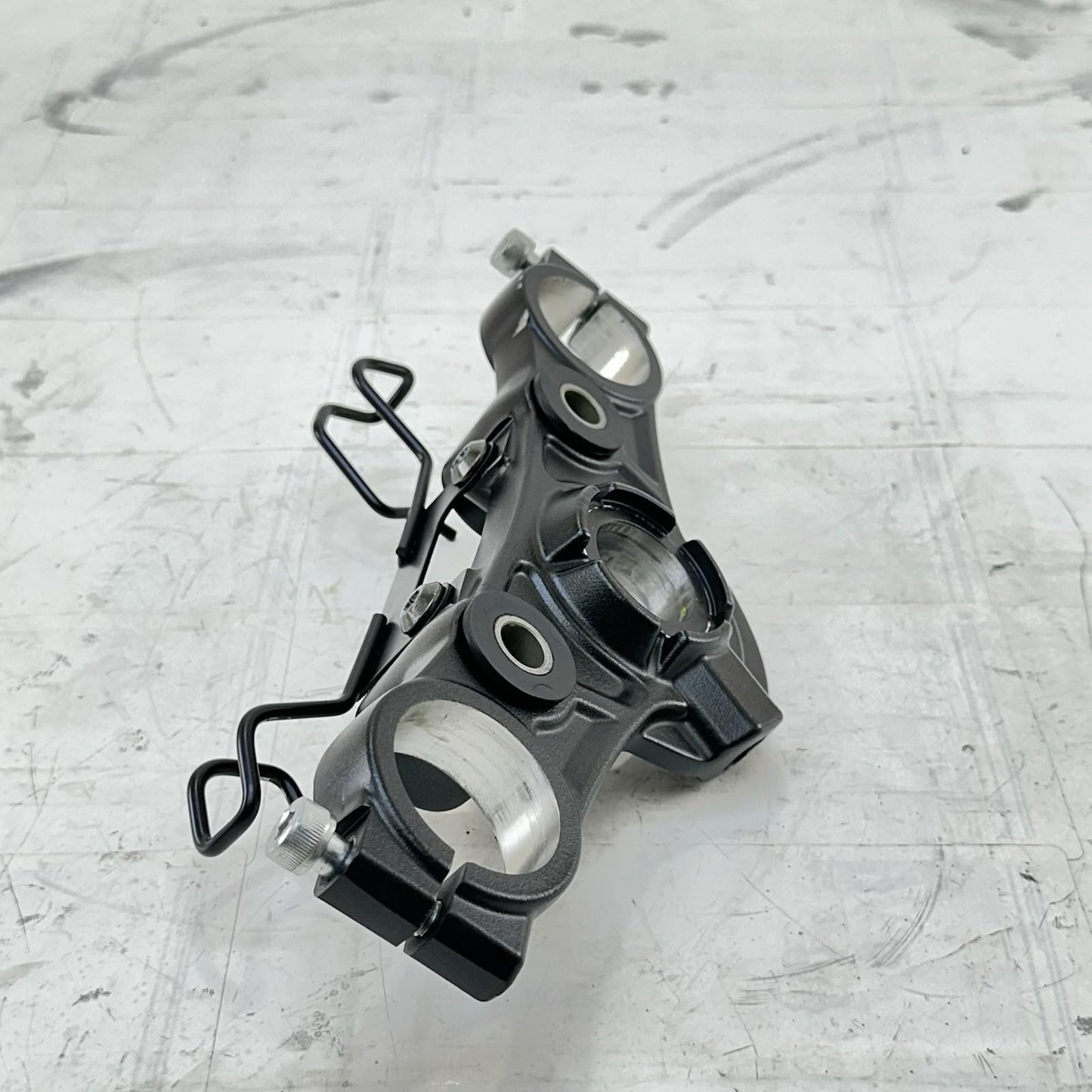 2017 - 2023 KAWASAKI NINJA EX650 UPPER TRIPLE TREE FORK CLAMP BLACK STOCK