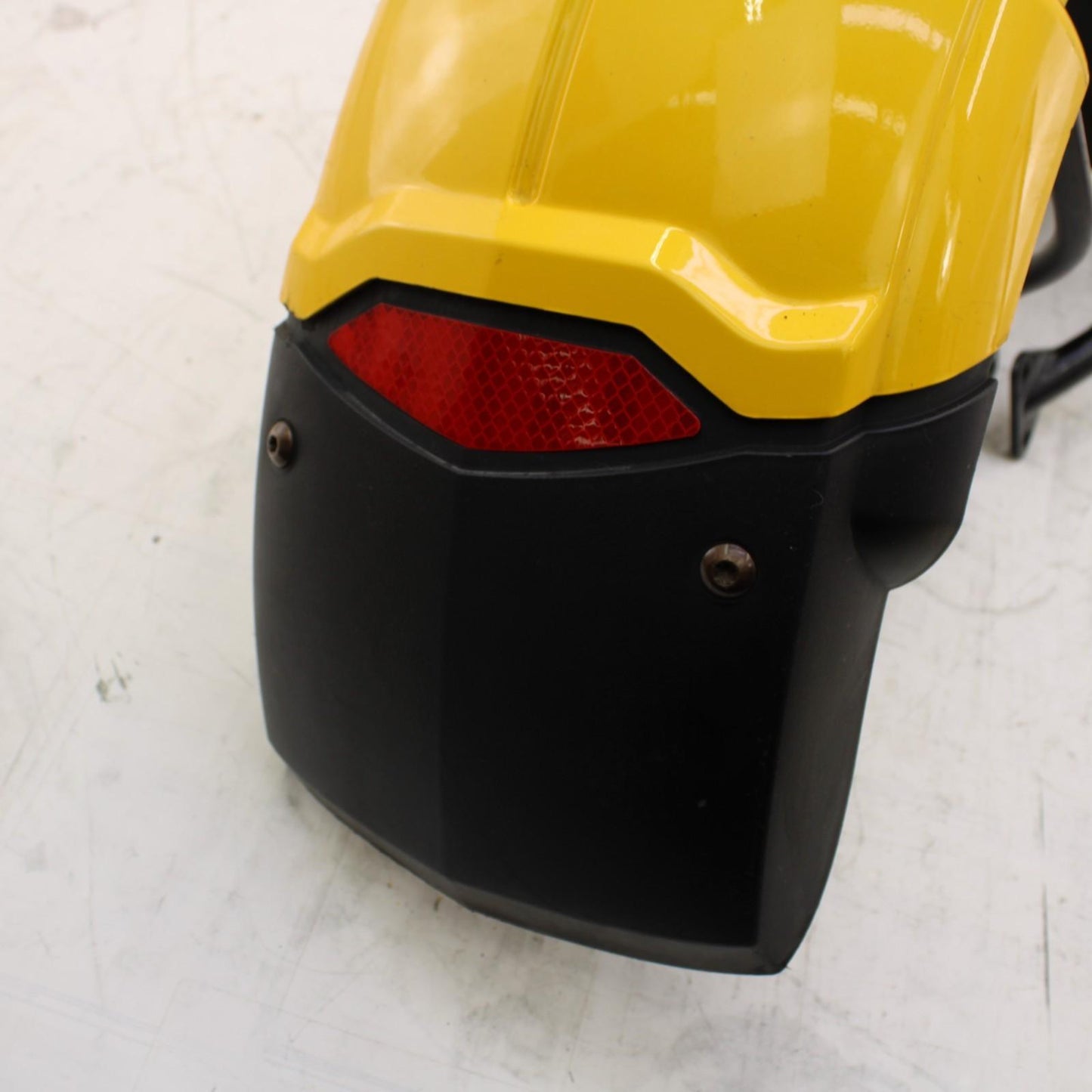 2008 CAN AM SPYDER GS 990 FRONT FENDERS PLASTIC COVER LEFT RIGHT YELLOW