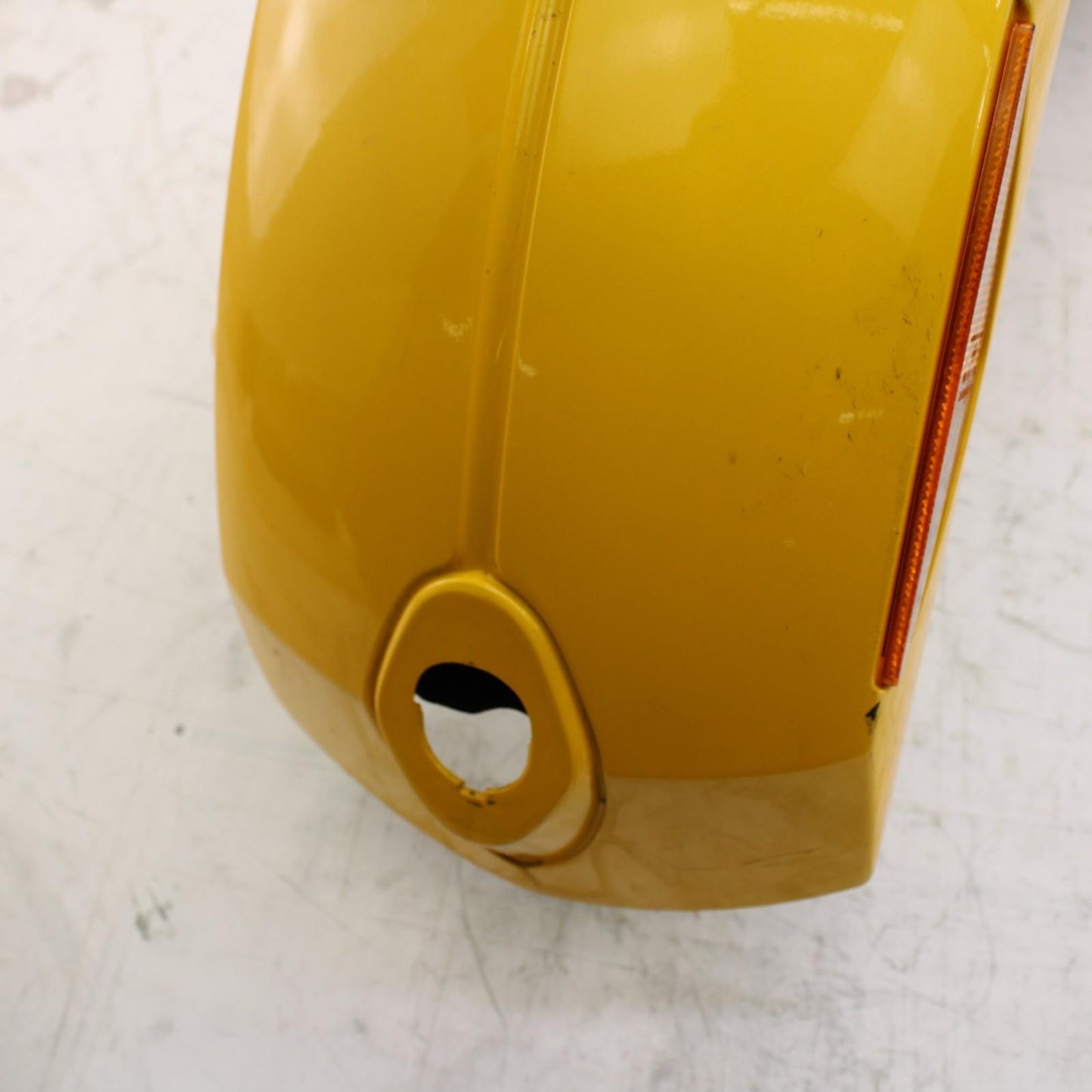 2008 CAN AM SPYDER GS 990 FRONT FENDERS PLASTIC COVER LEFT RIGHT YELLOW
