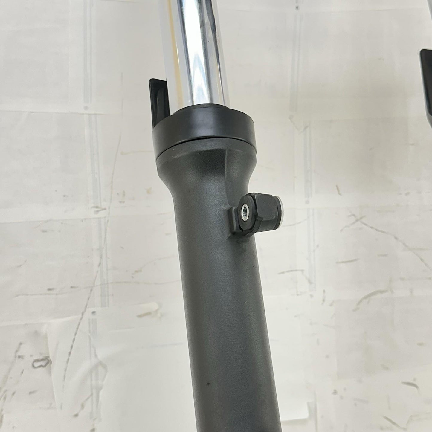 2017 - 2023 KAWASAKI NINJA EX650 FRONT FORKS LOWER TRIPLE TREE SET STOCK
