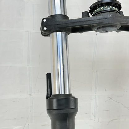 2017 - 2023 KAWASAKI NINJA EX650 FRONT FORKS LOWER TRIPLE TREE SET STOCK