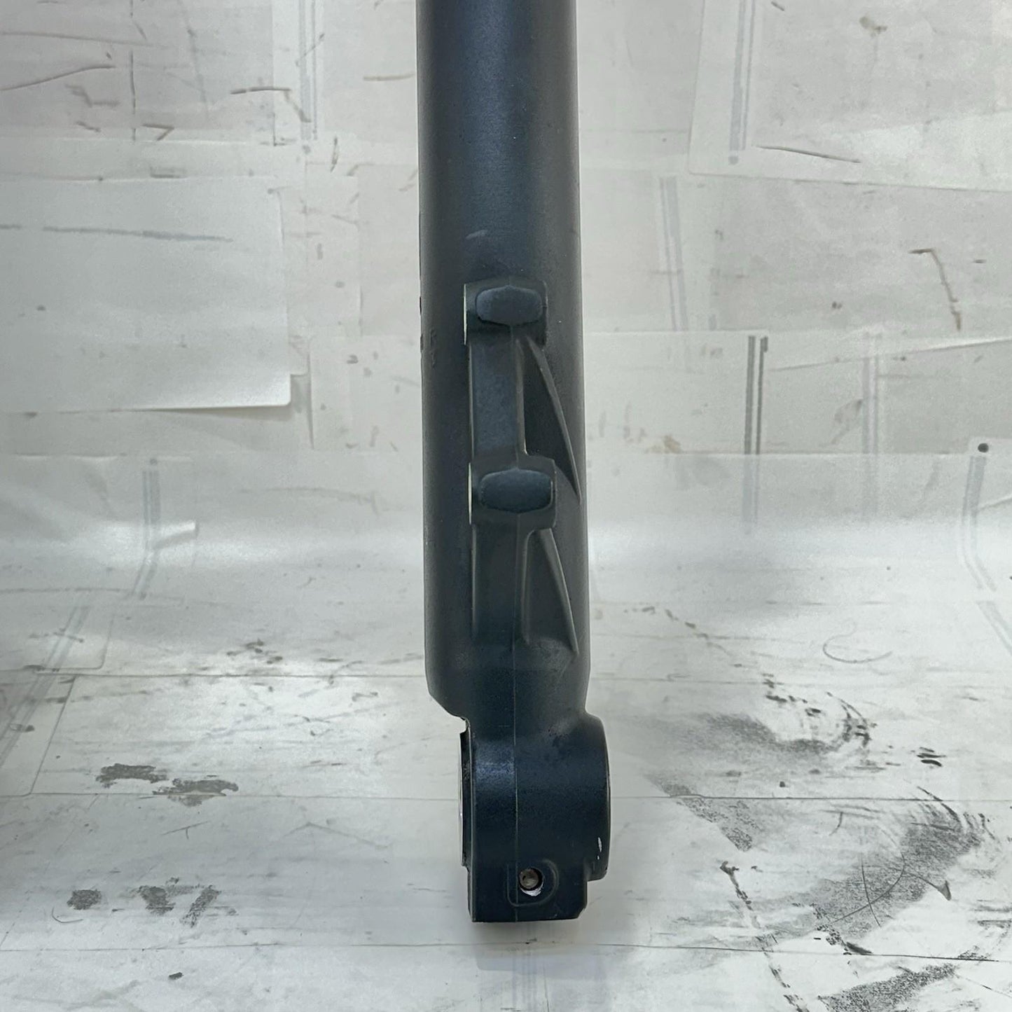 2017 - 2023 KAWASAKI NINJA EX650 FRONT FORKS LOWER TRIPLE TREE SET STOCK