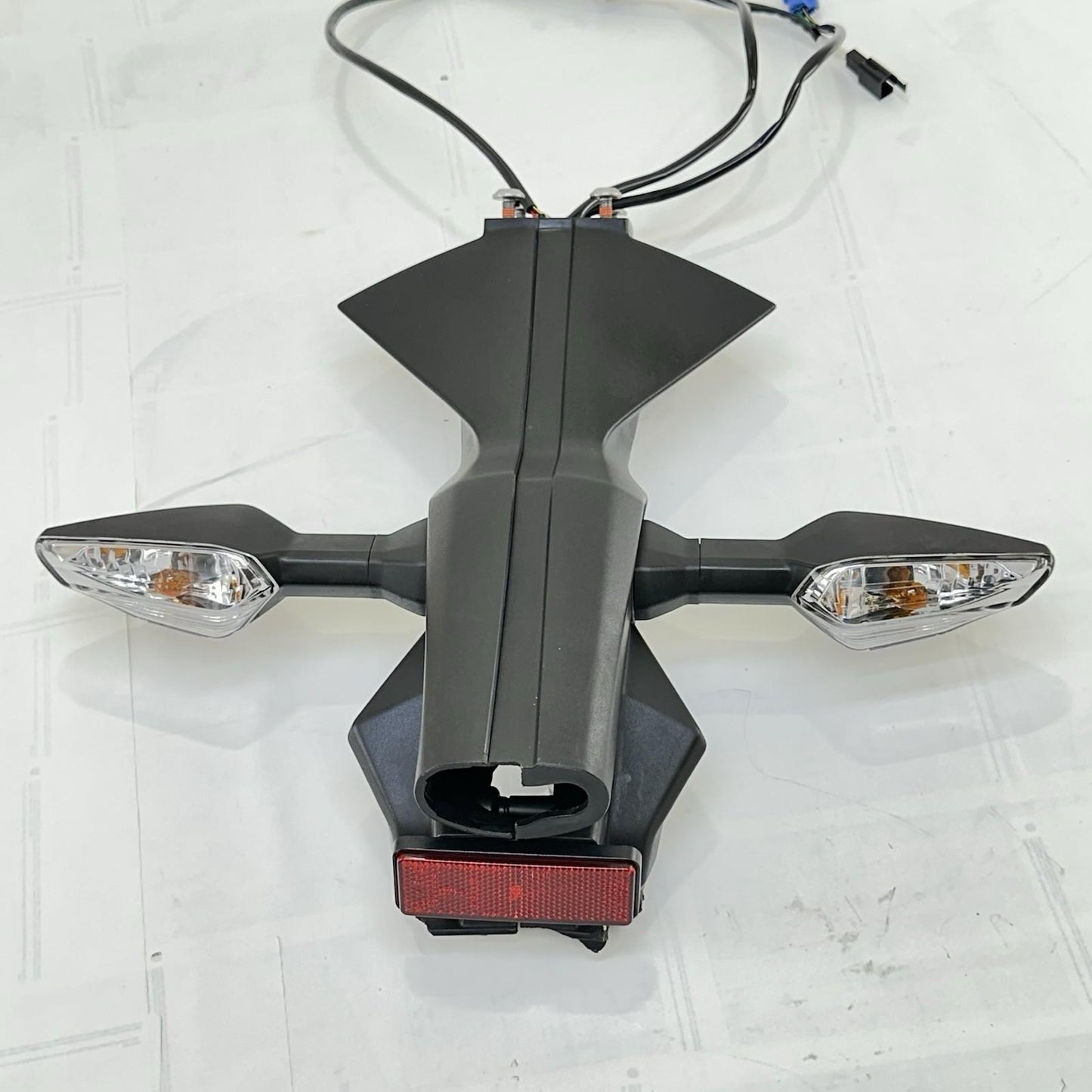 2017 - 2023 KAWASAKI NINJA EX650 REAR TAIL TURN SIGNALS BACK REFLECTOR *DAMAGED*