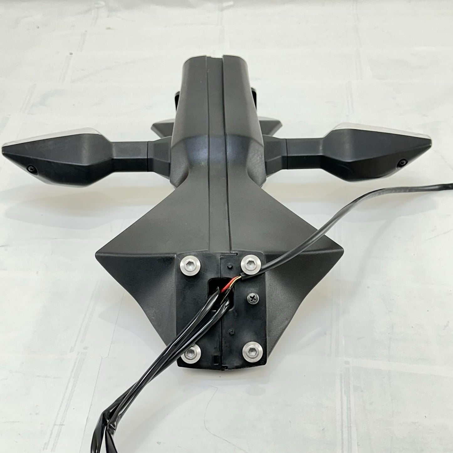 2017 - 2023 KAWASAKI NINJA EX650 REAR TAIL TURN SIGNALS BACK REFLECTOR *DAMAGED*