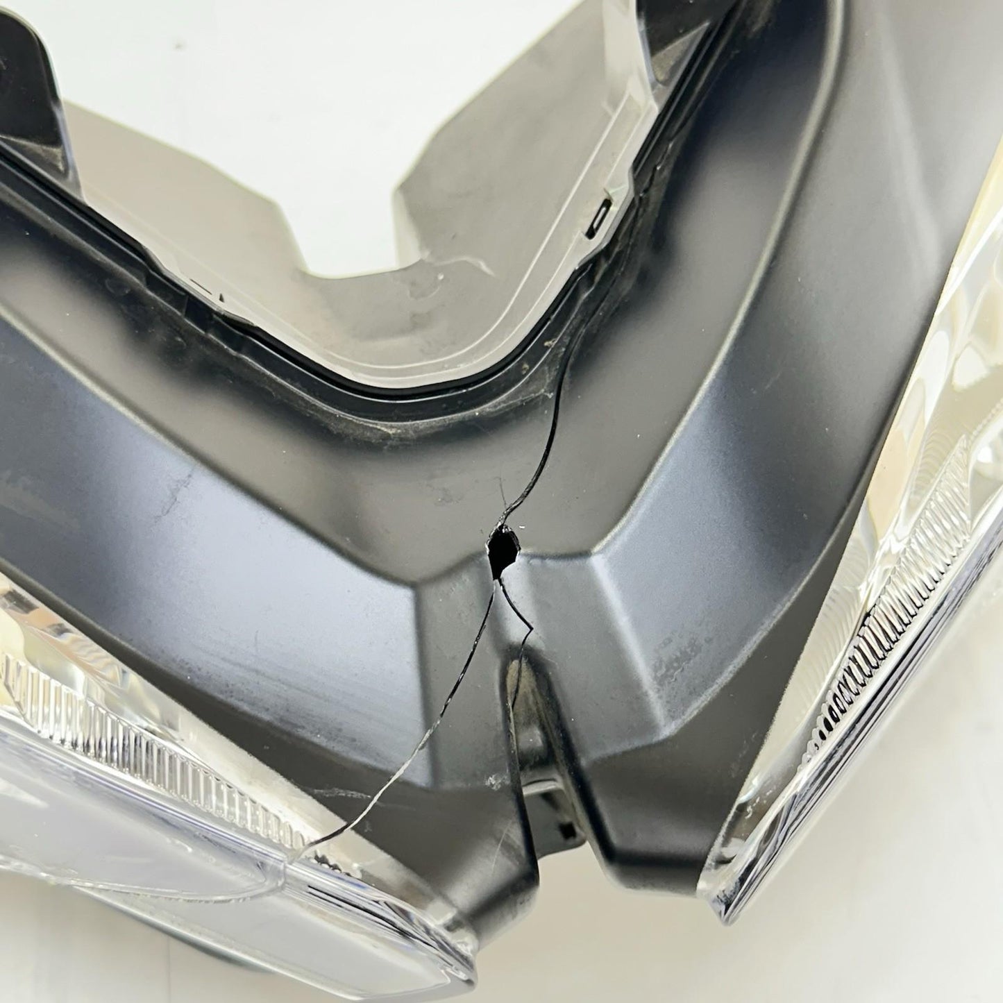 2017 - 2023 KAWASAKI NINJA EX650 HEADLIGHT MAIN LIGHT LAMP FRONT STOCK *CRACKED*