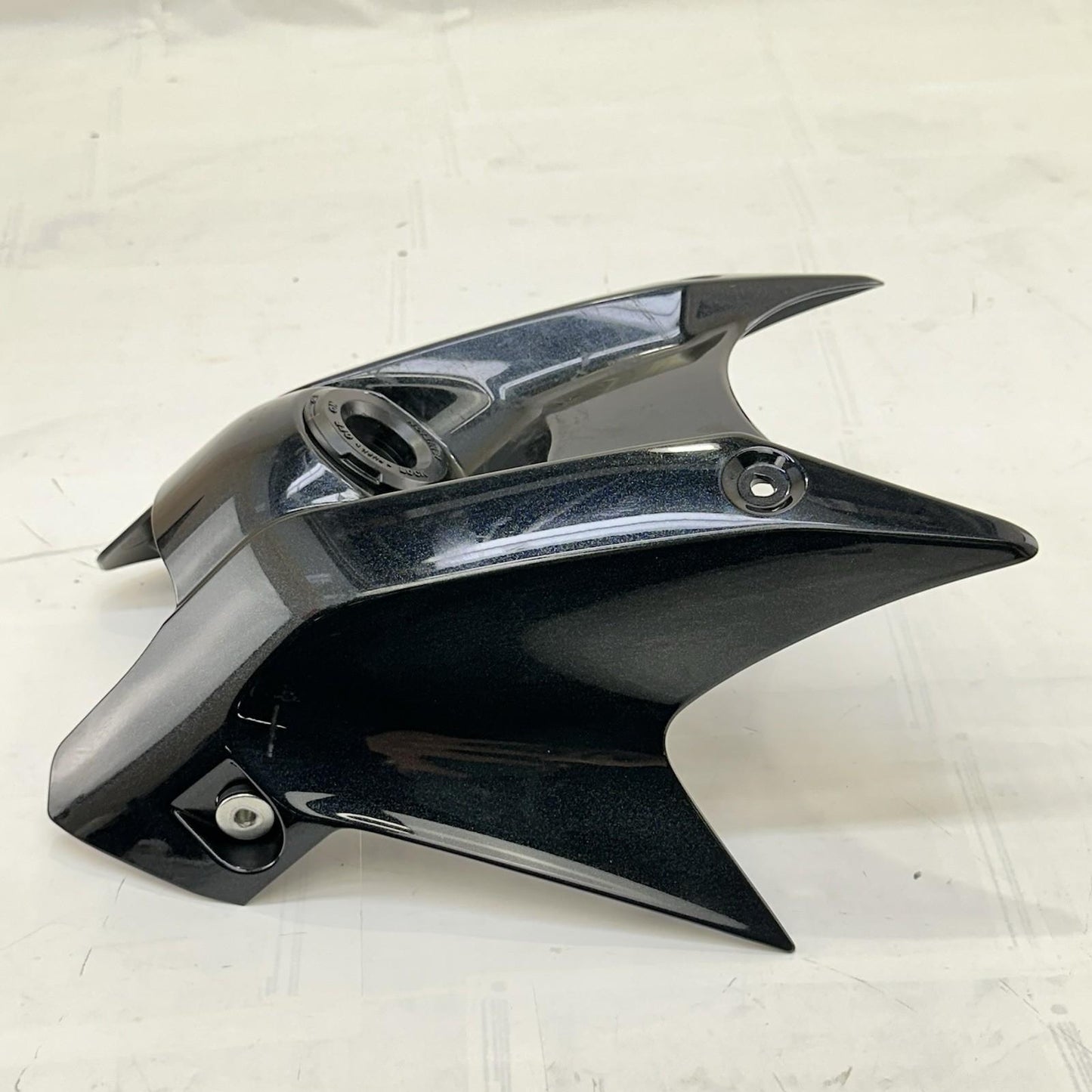 2017 - 2023 KAWASAKI NINJA EX650 FUEL TANK COVER IGNITION PLASTIC GAS FAIRING