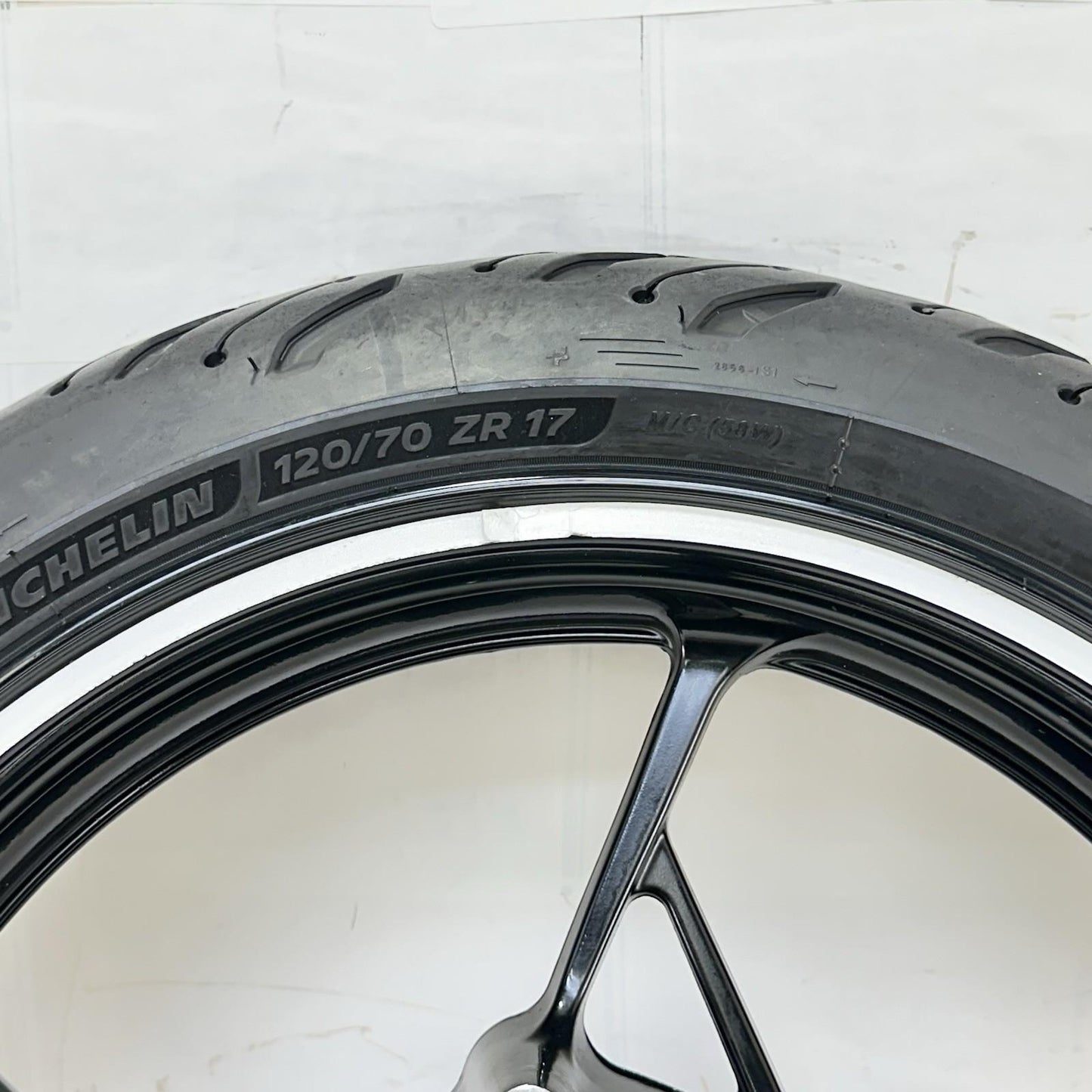 2017 - 2023 KAWASAKI NINJA EX650 FRONT WHEEL RIM TIRE RUBBER BLACK STOCK