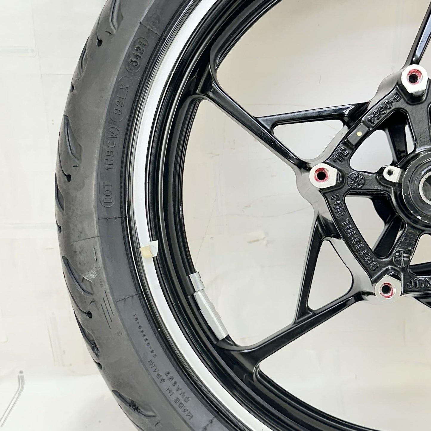 2017 - 2023 KAWASAKI NINJA EX650 FRONT WHEEL RIM TIRE RUBBER BLACK STOCK
