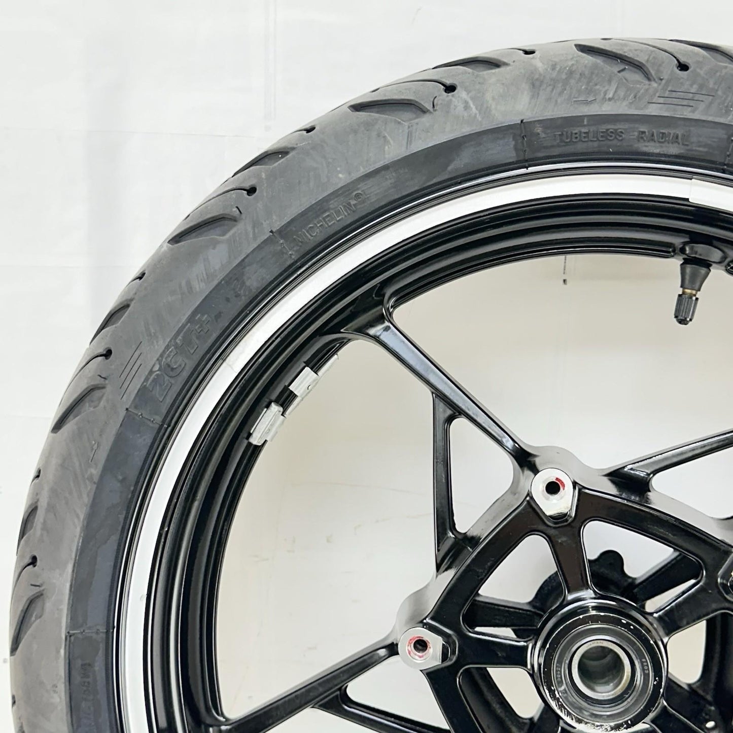 2017 - 2023 KAWASAKI NINJA EX650 FRONT WHEEL RIM TIRE RUBBER BLACK STOCK