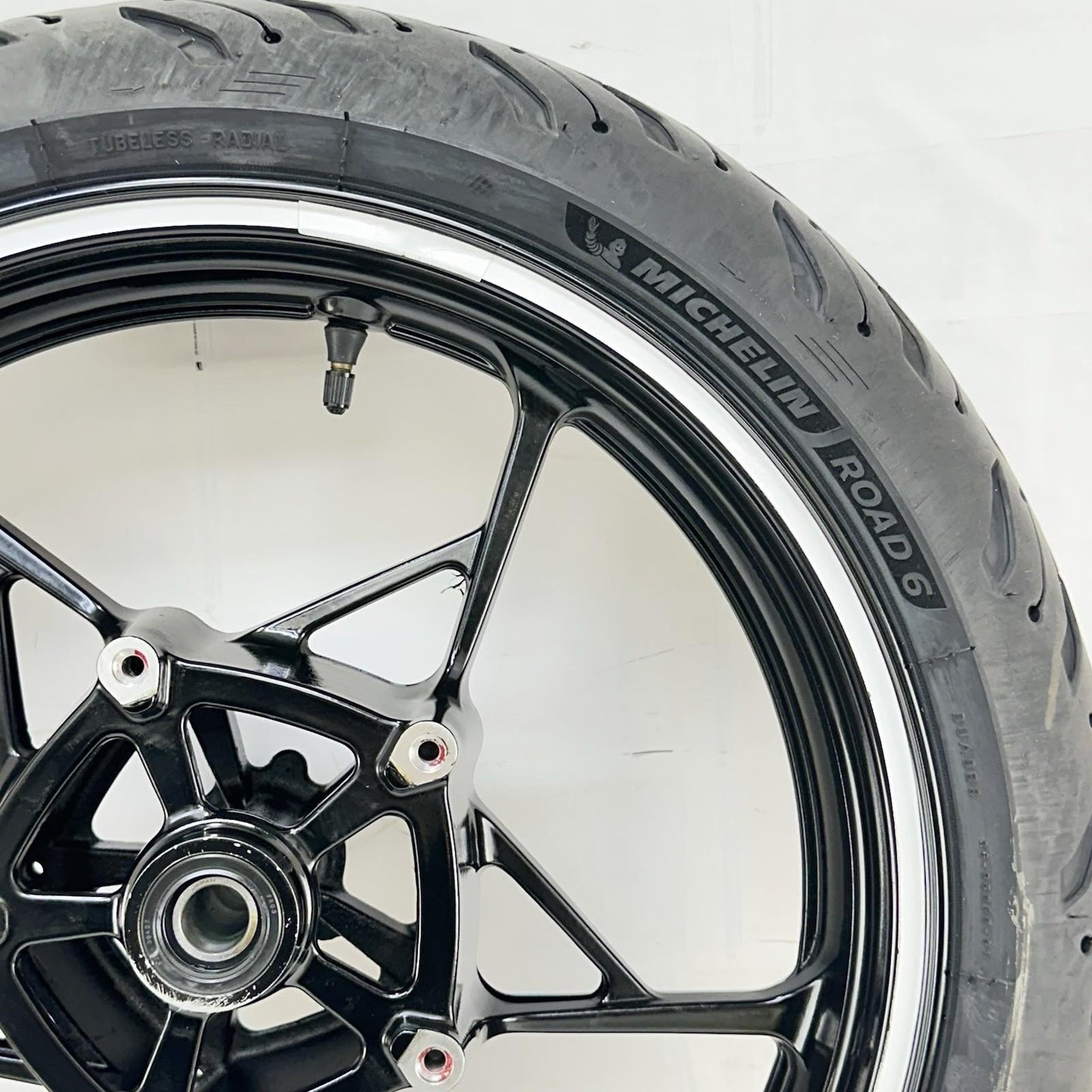 2017 - 2023 KAWASAKI NINJA EX650 FRONT WHEEL RIM TIRE RUBBER BLACK STOCK