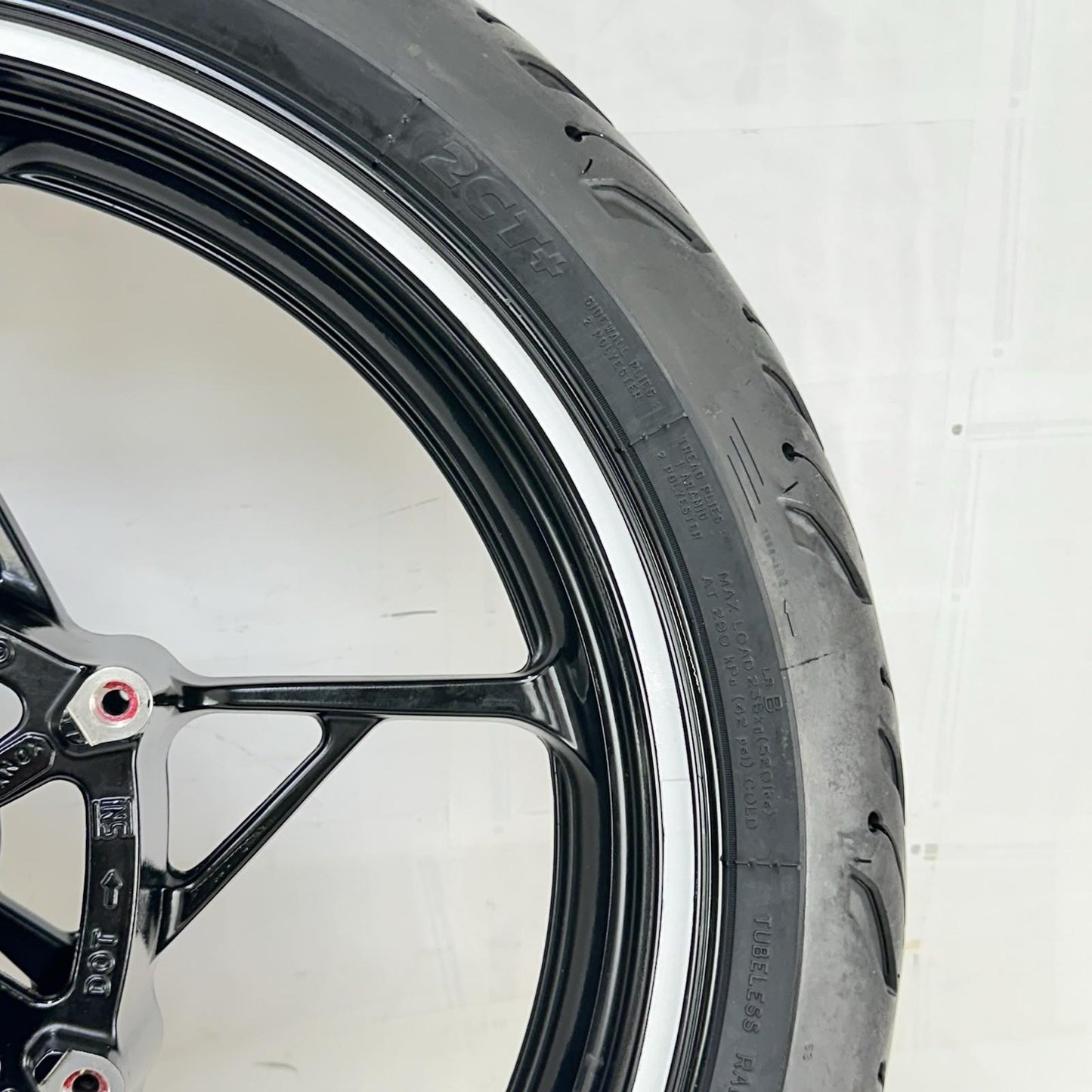 2017 - 2023 KAWASAKI NINJA EX650 FRONT WHEEL RIM TIRE RUBBER BLACK STOCK