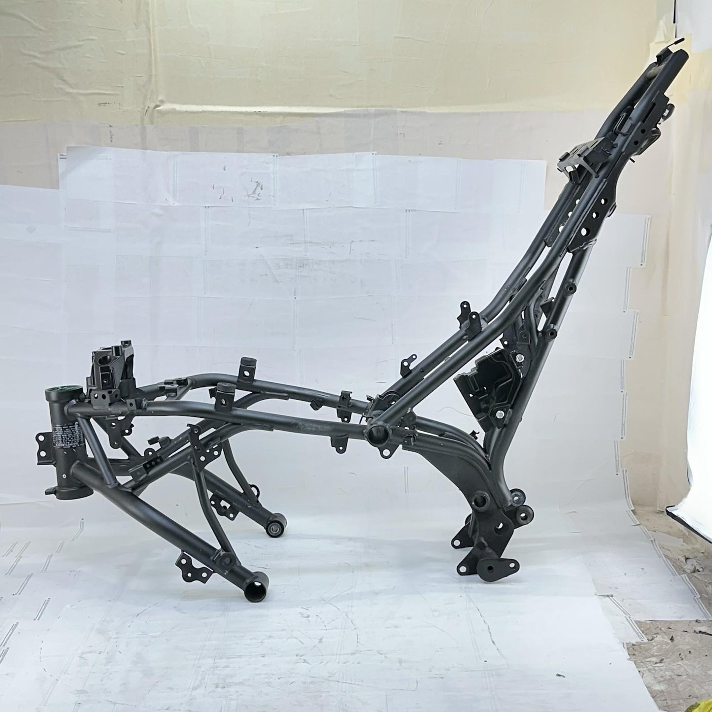 2017 - 2023 KAWASAKI NINJA EX650 MAIN FRAME BODY CHASSIS BLACK STOCK OEM