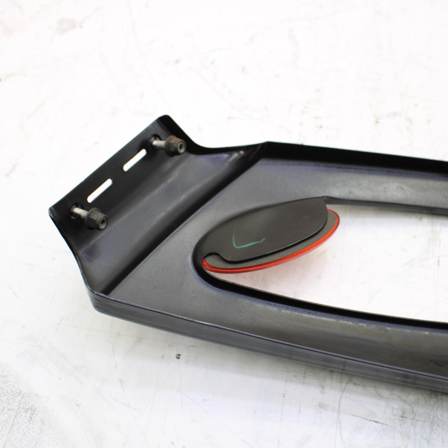 2008 - 2012 CAN AM SPYDER GS RS 990 REAR FENDER MOUNT BRACKETS PAIR BLACK STOCK