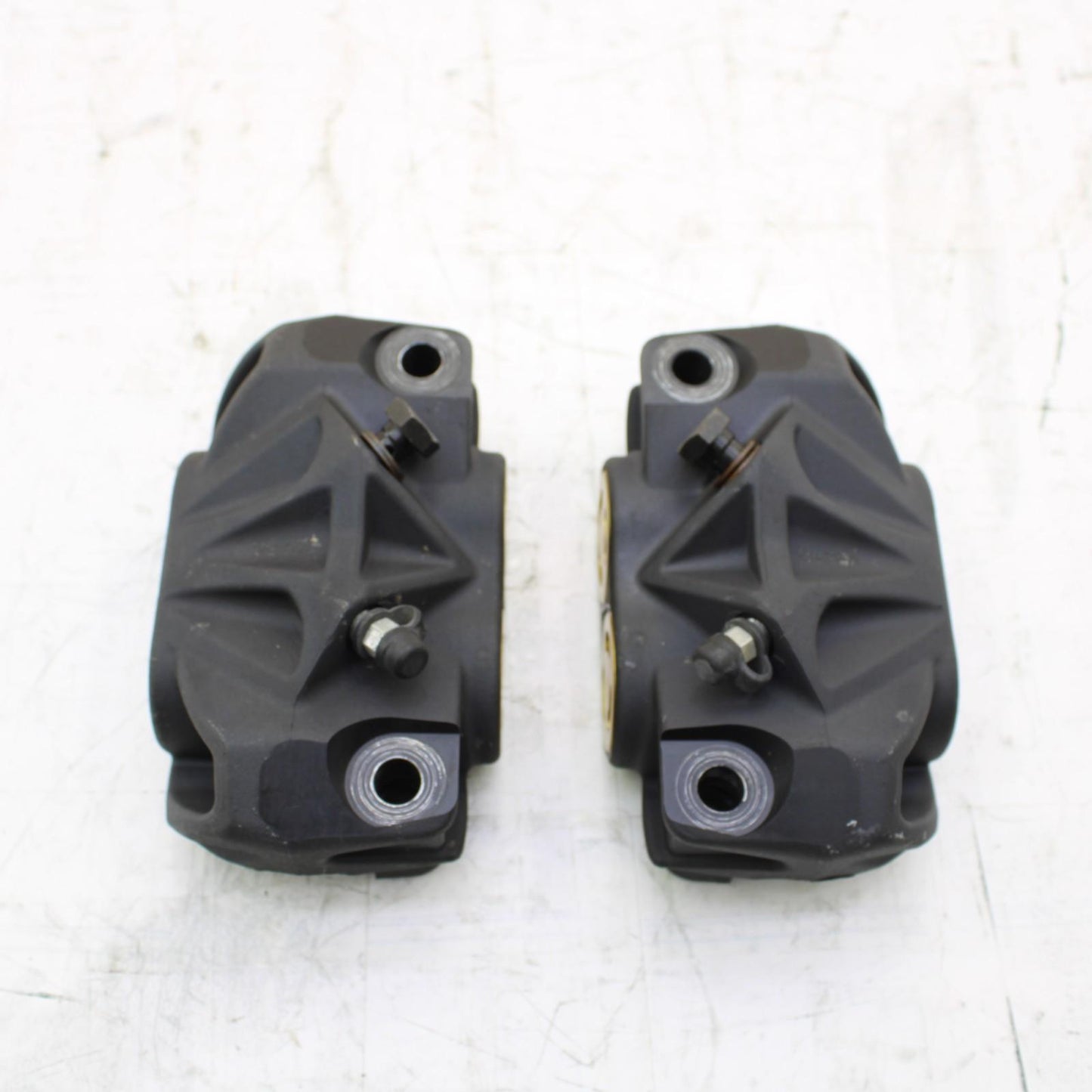 2008 CAN AM SPYDER RS 990 FRONT BRAKE CALIPERS LEFT RIGHT PAIR GOLD STOCK