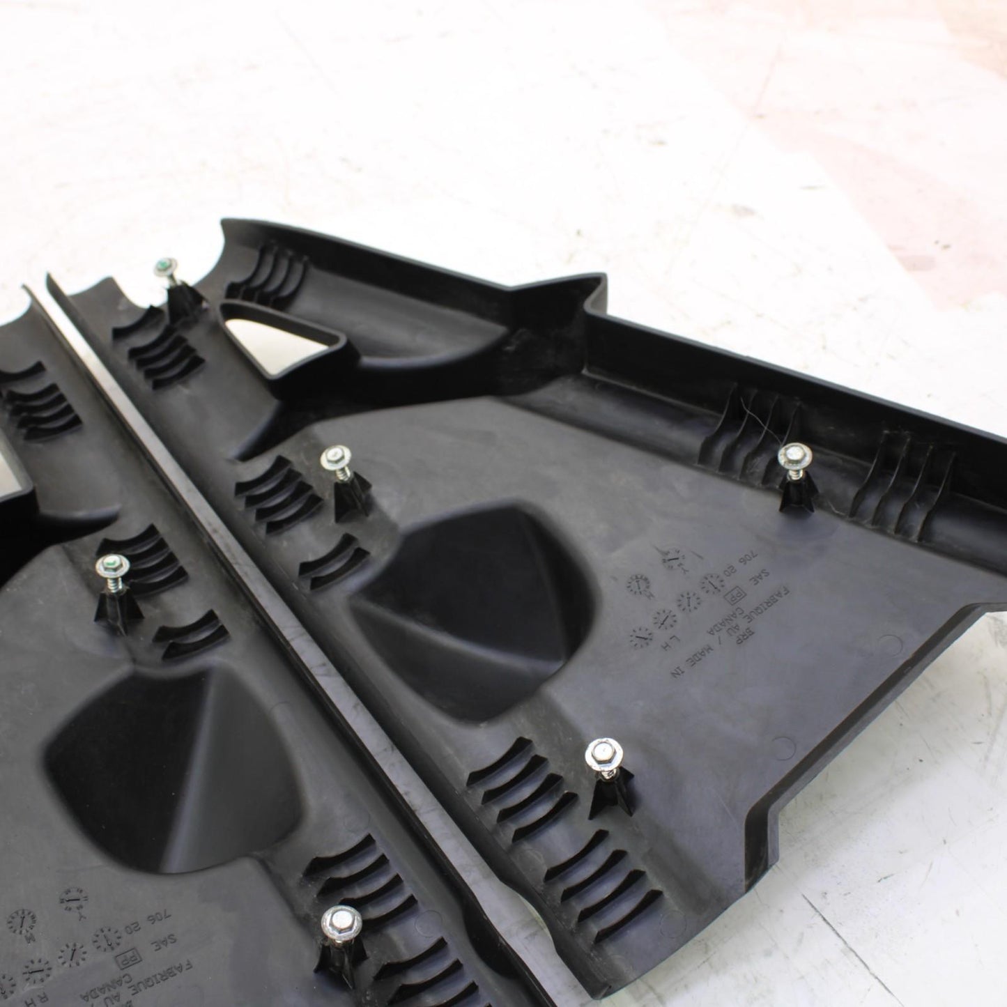 2008 CAN AM SPYDER GS 990 FRONT A ARM COVERS PLASTIC PANEL LEFT RIGHT STOCK