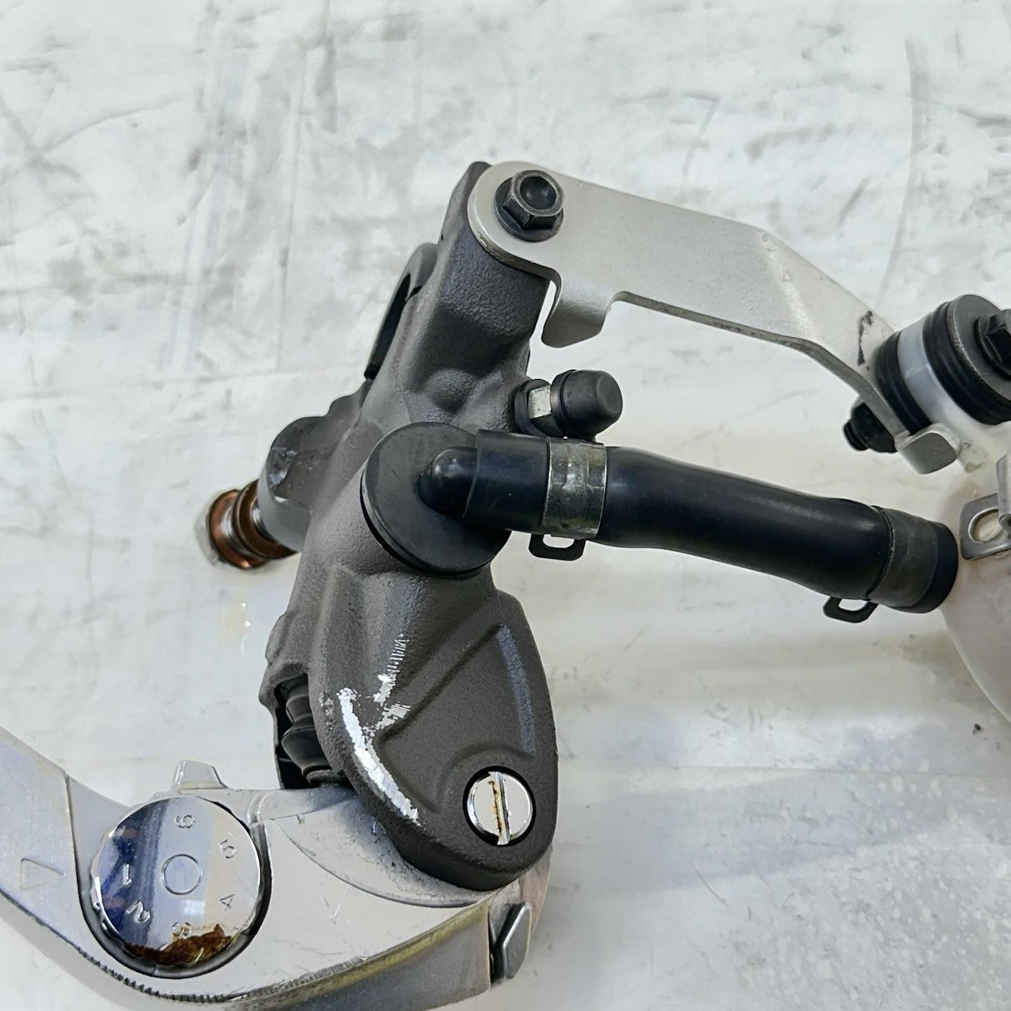 2017 - 2019 HONDA CBR1000RR FRONT BRAKE MASTER CYLINDER RESERVOIR LEVER STOCK